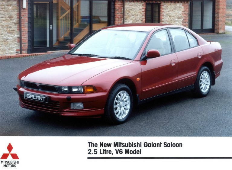 Mitsubishi galant 2023