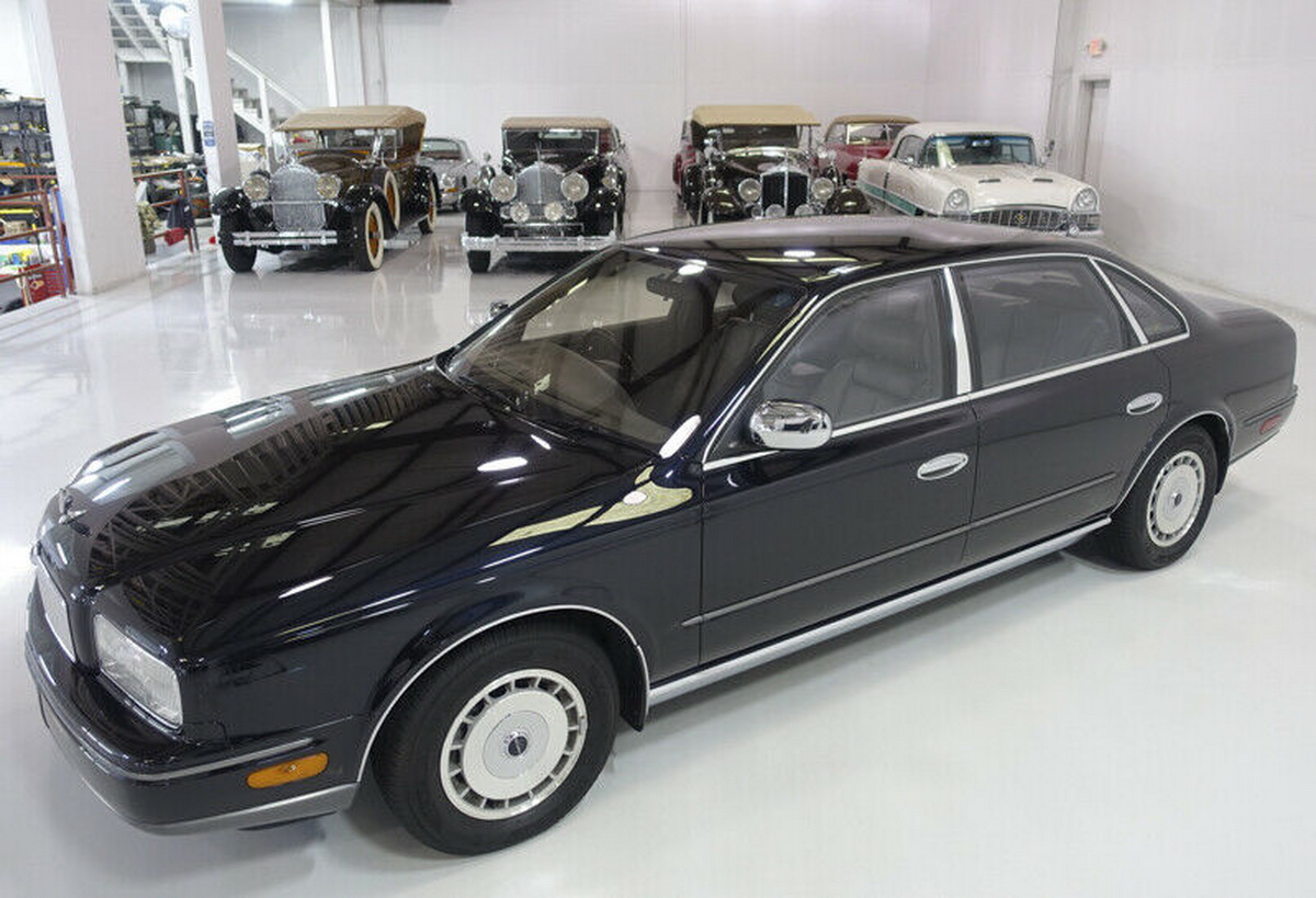Someone Give This 1991 Nissan President Sovereign Luxury The Warm Garage It Deserves