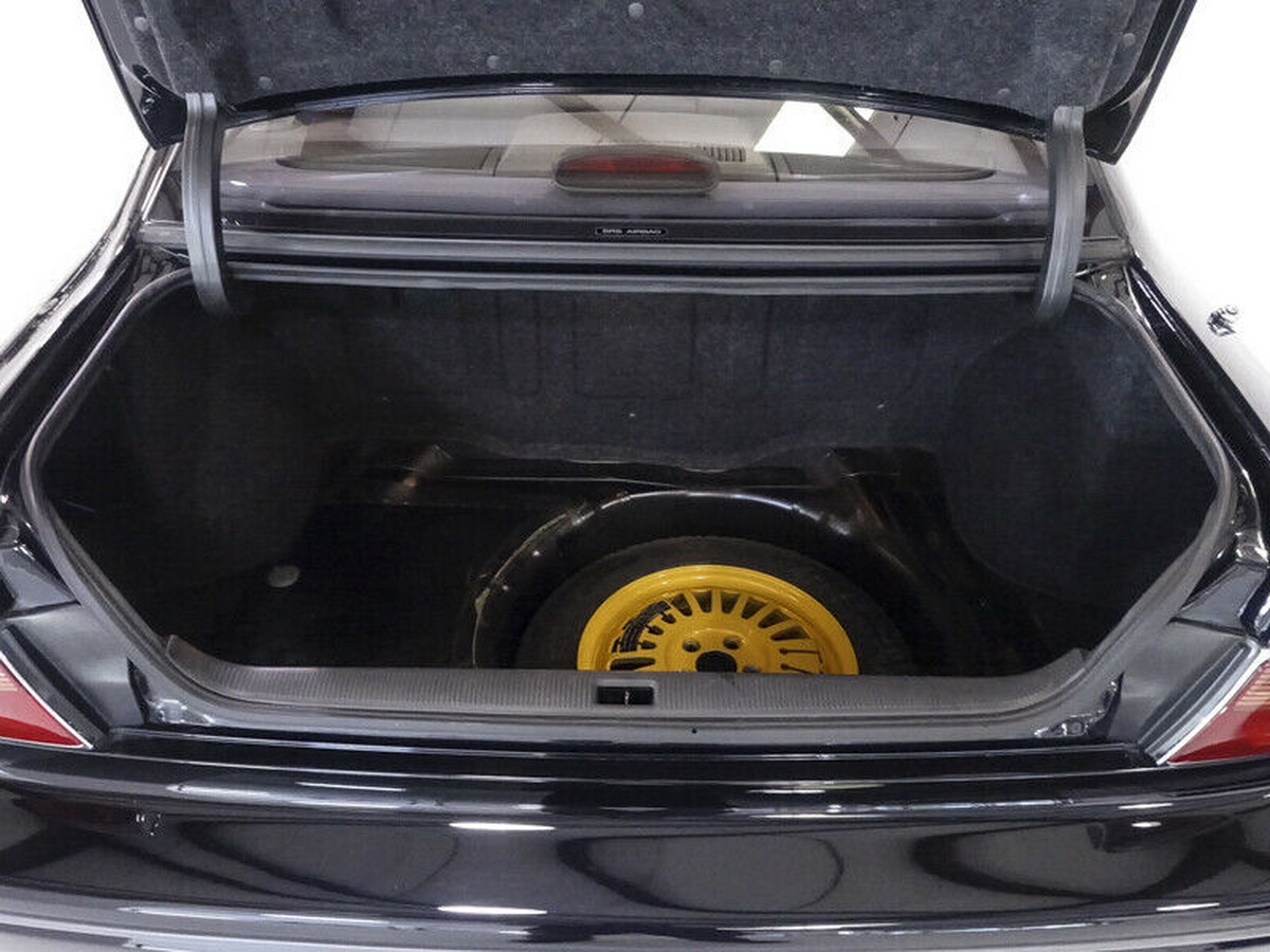 Someone Give This 1991 Nissan President Sovereign Luxury The Warm Garage It Deserves