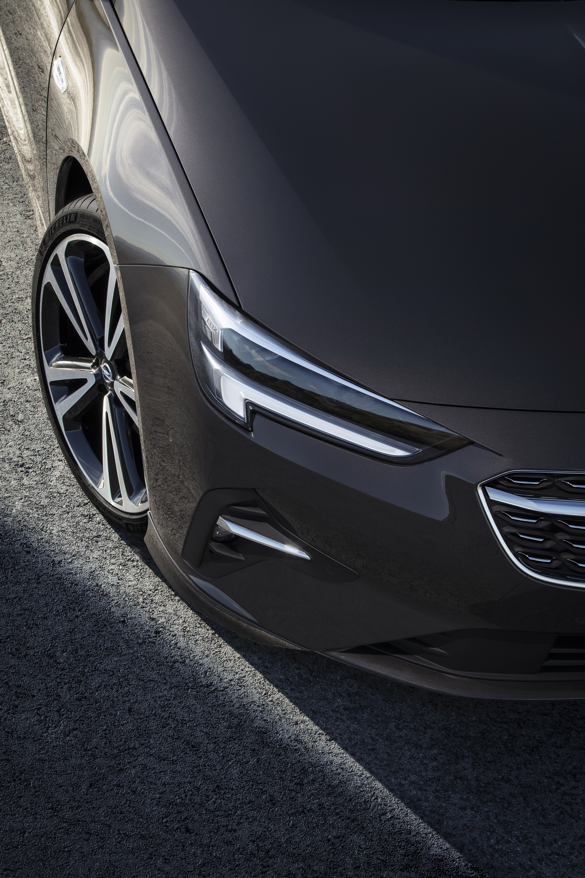2020 Opel And Vauxhall Insignia Revealed With Minor Styling And Tech Updates