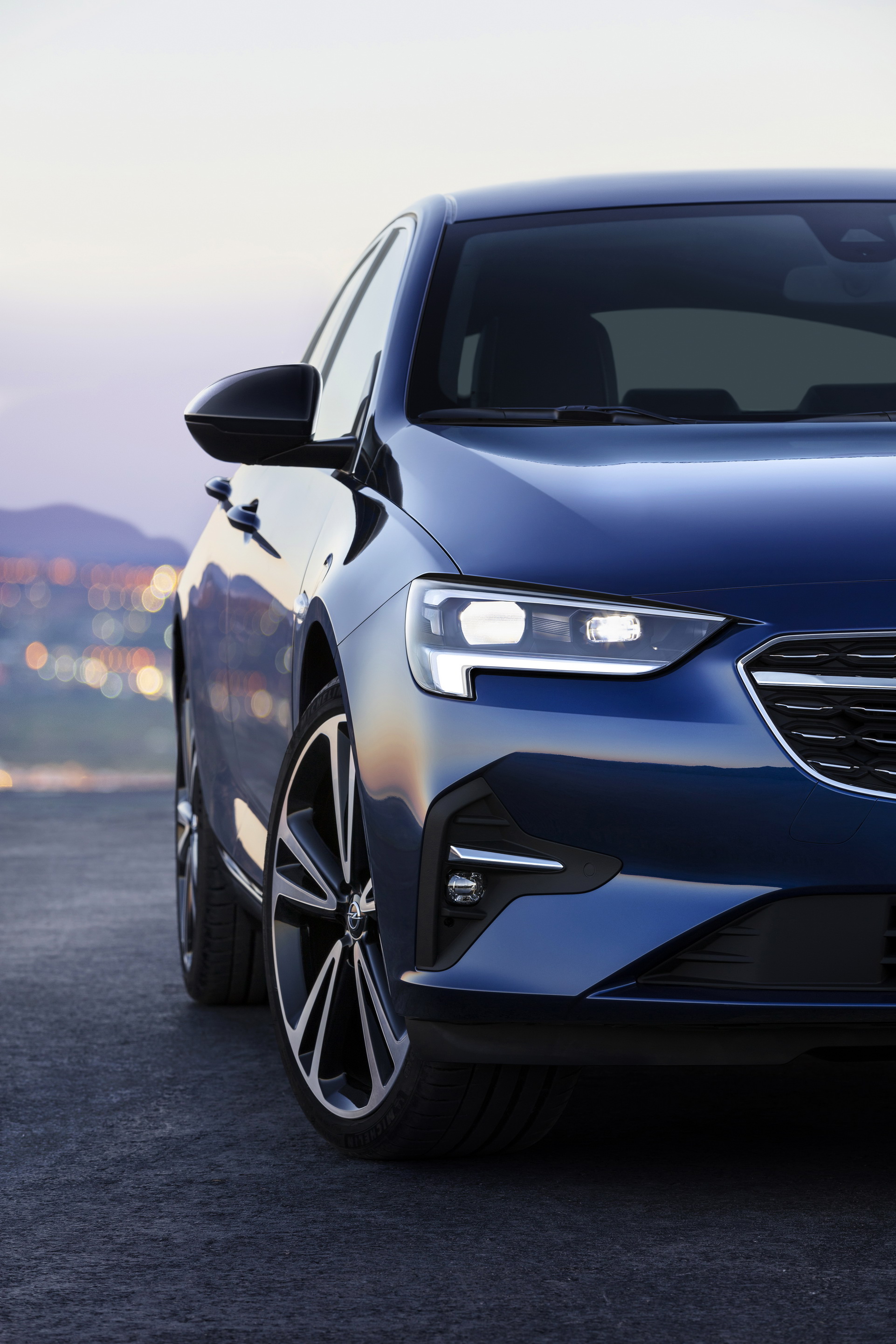 2020 Opel And Vauxhall Insignia Revealed With Minor Styling And Tech Updates