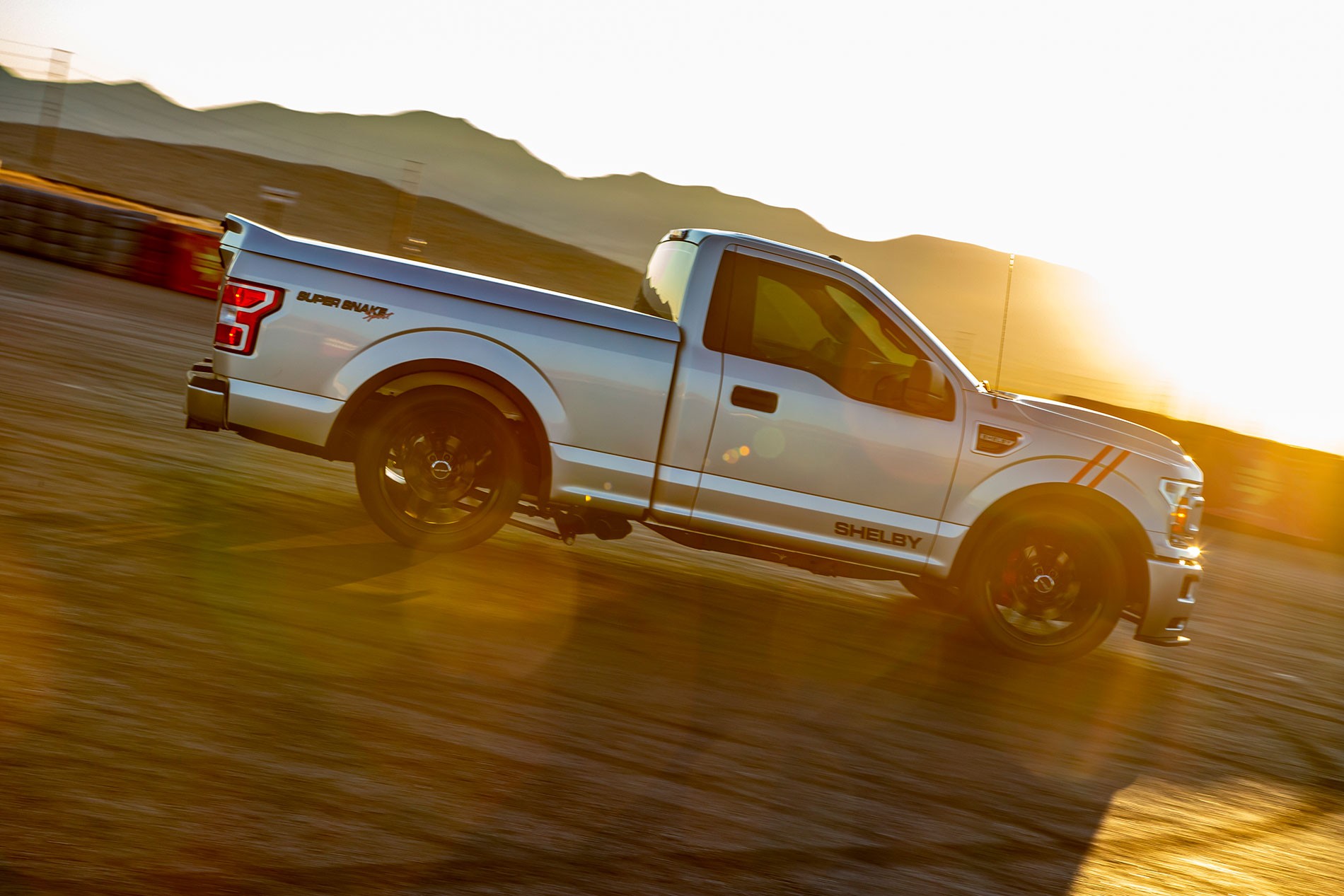Shelby F-150 Super Snake Sport Concept Going Into Production With Up To 770 HP
