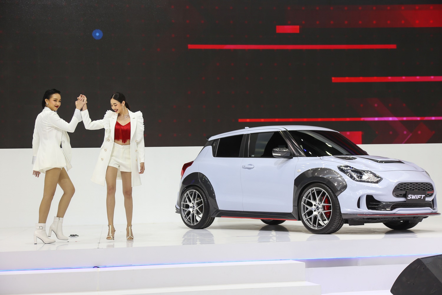 Suzuki Swift Extreme Concept Impresses With Striking Looks