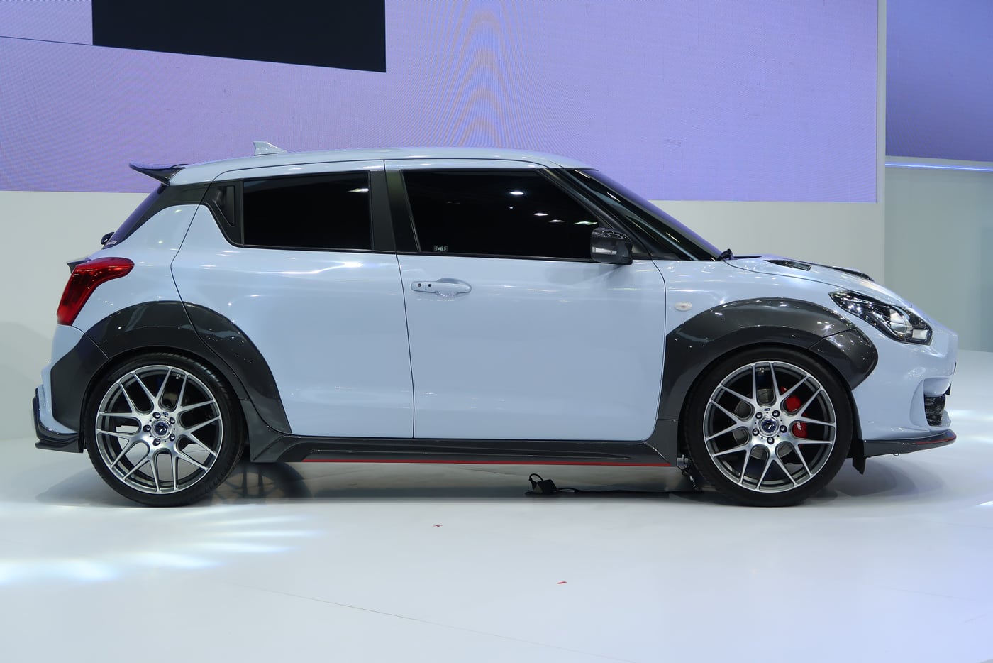 Suzuki-Swift-Extreme-10.jpg