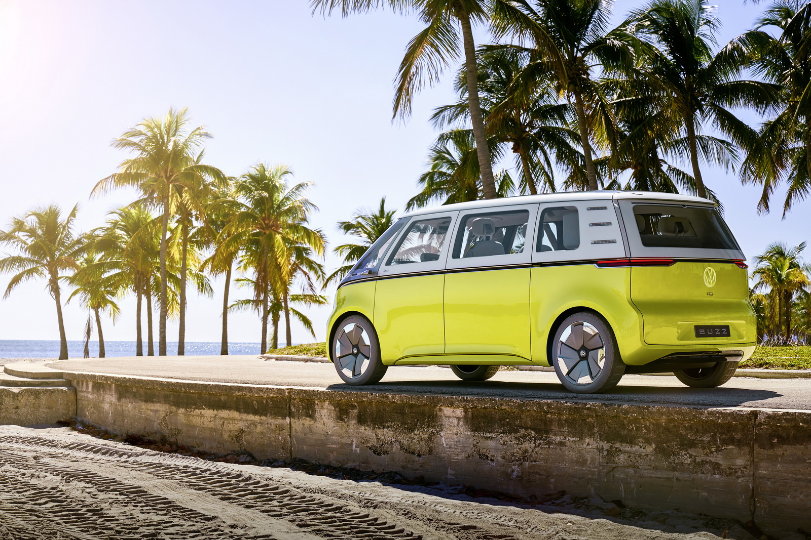 Autonomous Volkswagen Shuttles To Drive Around Doha During 2022 FIFA World Cup