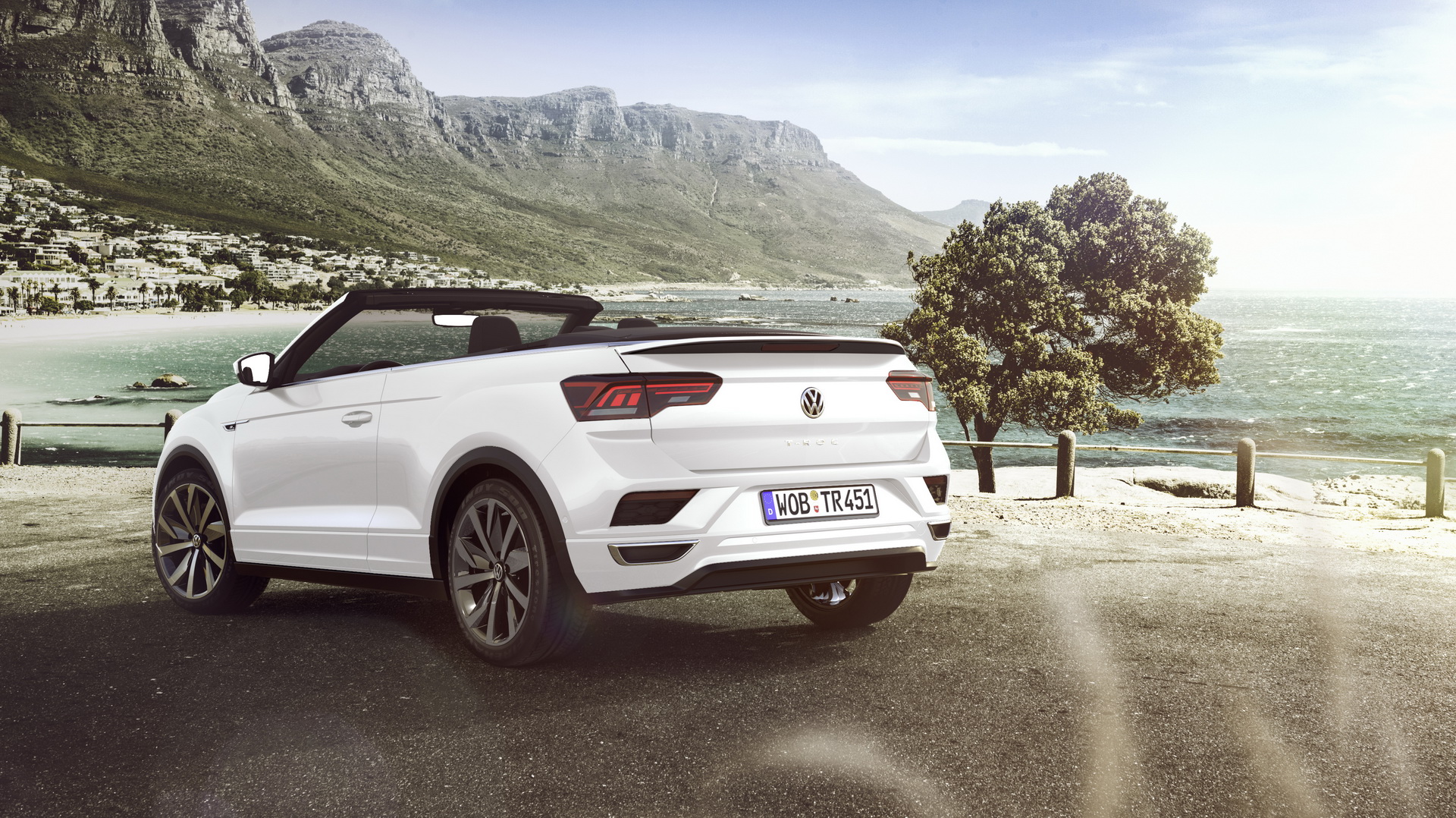VW T-Roc Cabriolet Now Available For Order, Form An Orderly Queue