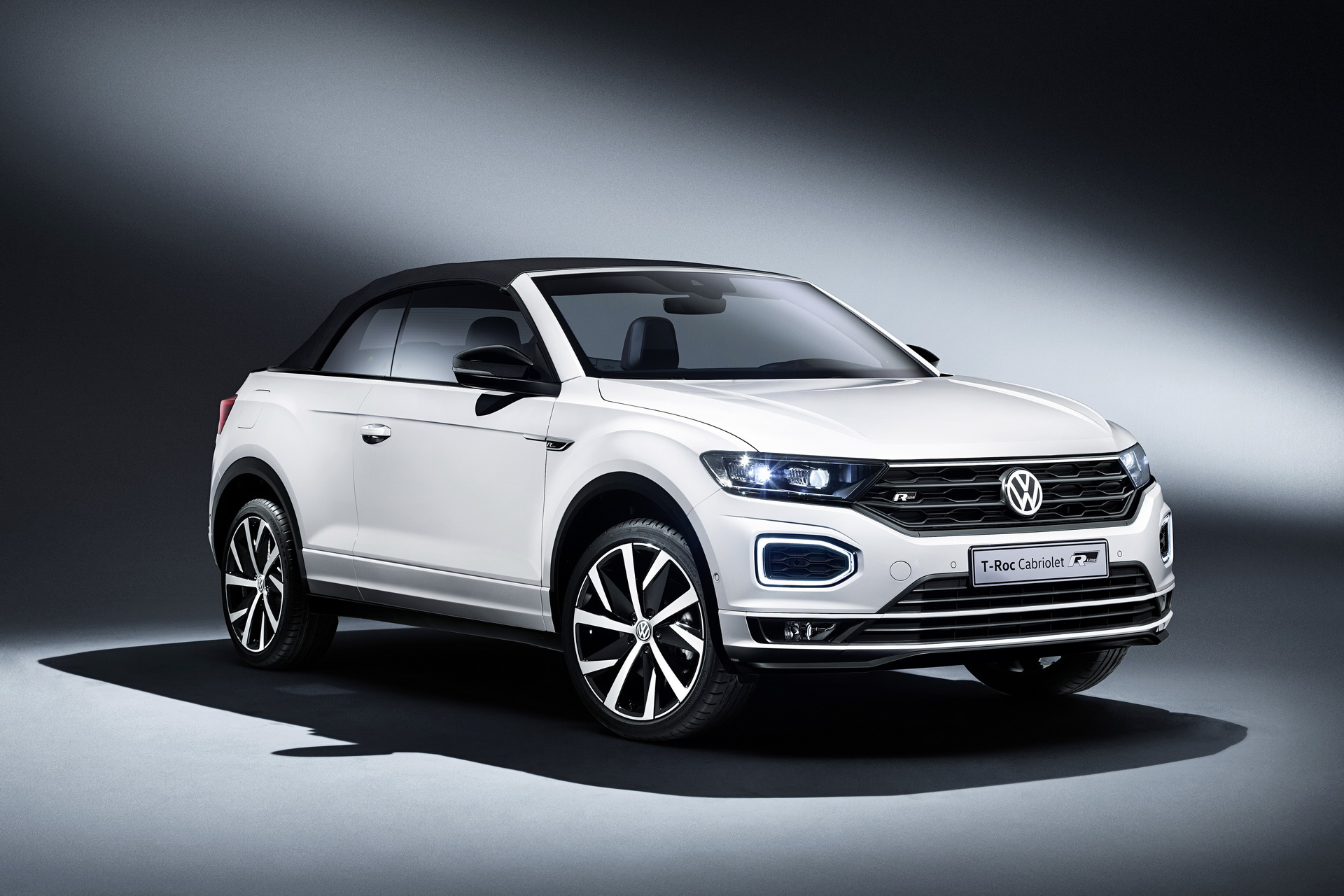 VW T-Roc Cabriolet Now Available For Order, Form An Orderly Queue