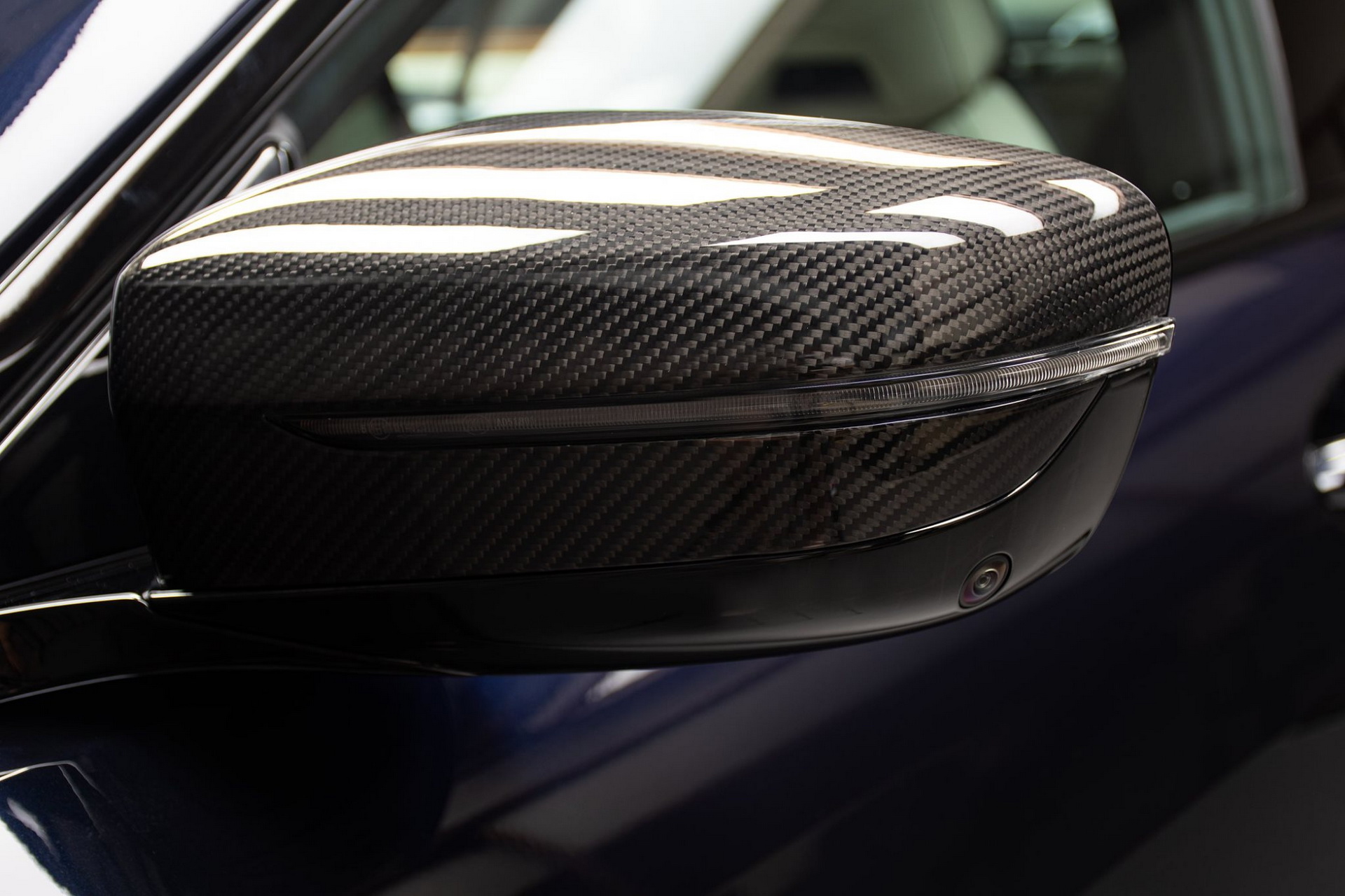 This BMW M850i Gran Coupe Boasts A Carbon Black Metallic Crust And An Ivory White Filling