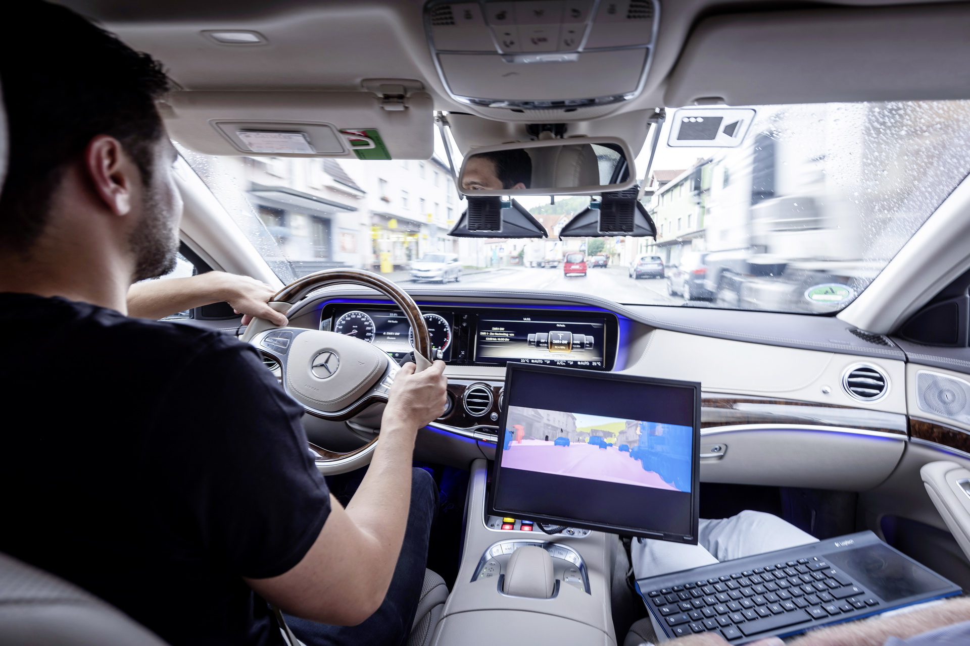 Mercedes Kicks Off Robotaxi Tests In U.S. Using Mainly S-Class Models