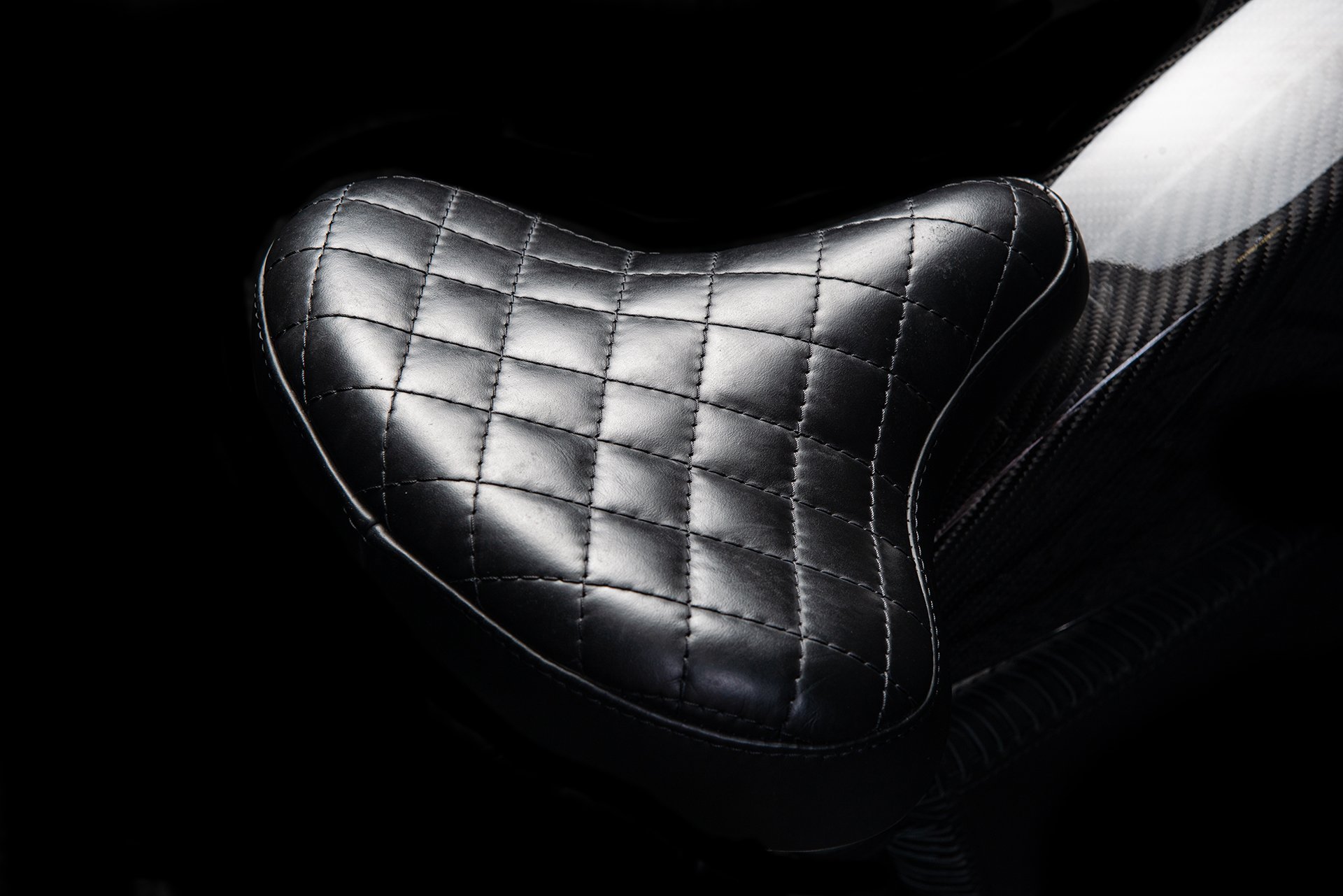 Kahn’s Electric Flying Huntsman Bicycle Will Cost You Just Over $5k