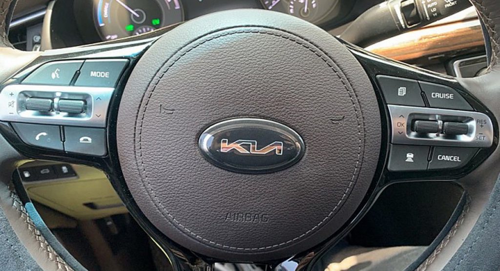  New Kia Logo Badge Spotted On Actual Car, Looks More Stylish