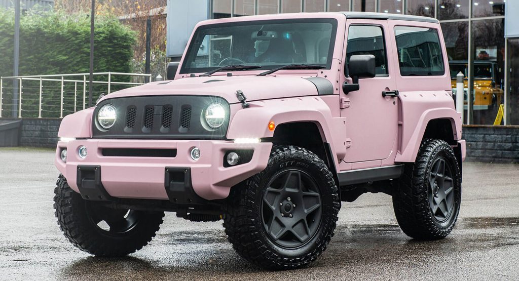  Become The Talk Of The Town With This Pink Jeep Wrangler