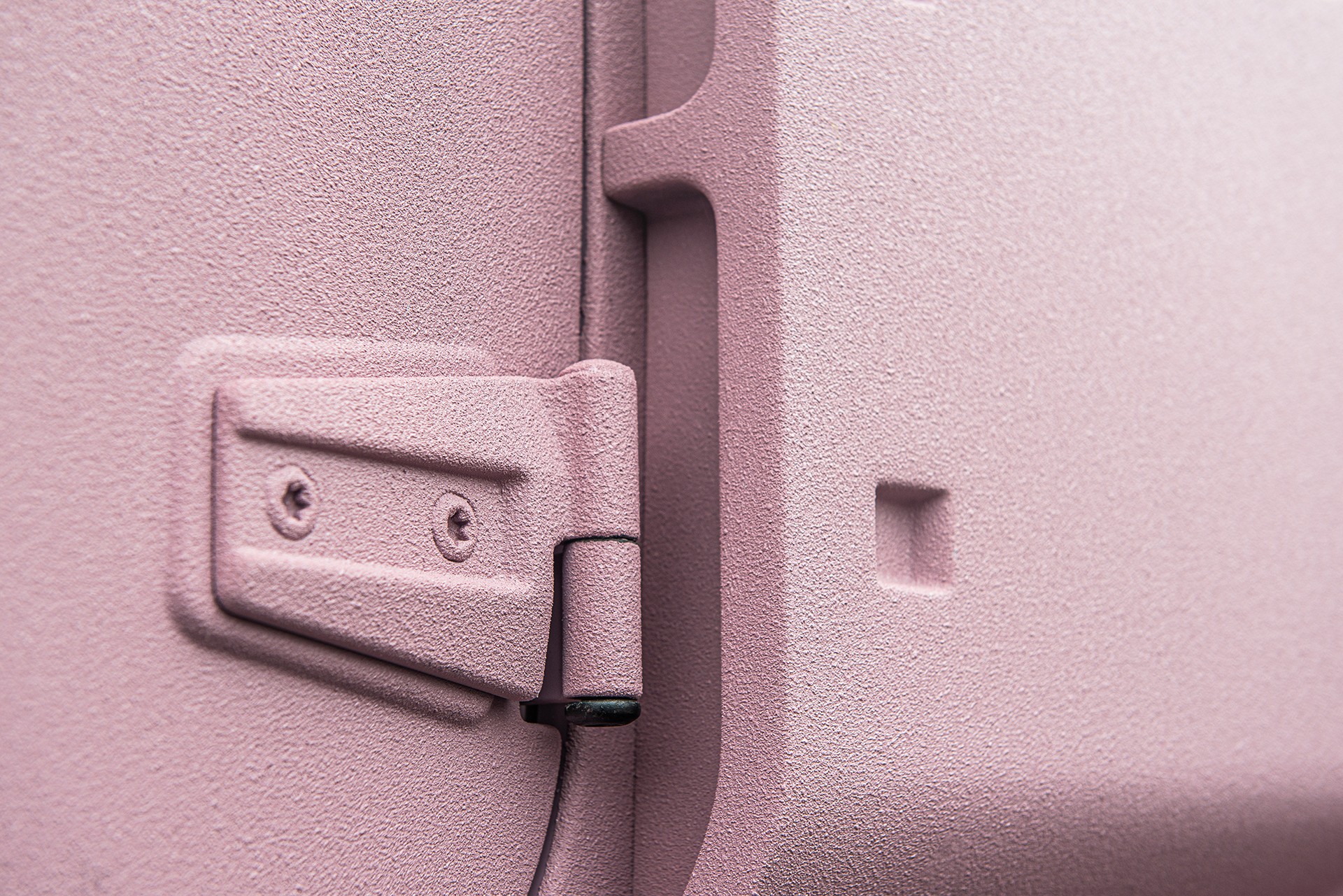 Become The Talk Of The Town With This Pink Jeep Wrangler