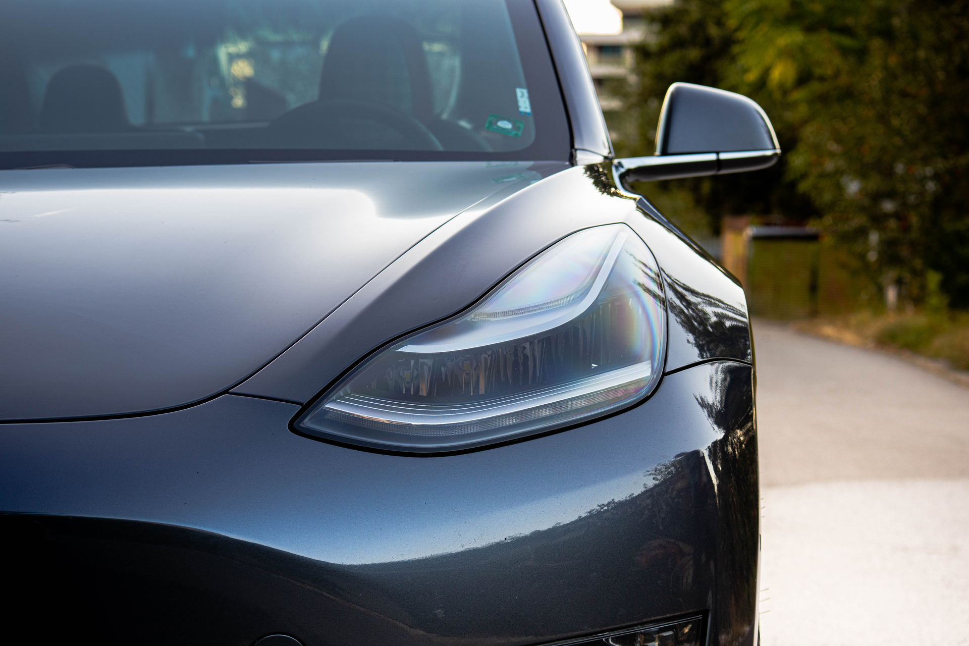 Vilner Endows Tesla Model 3 With A Tastefully Colorful Interior