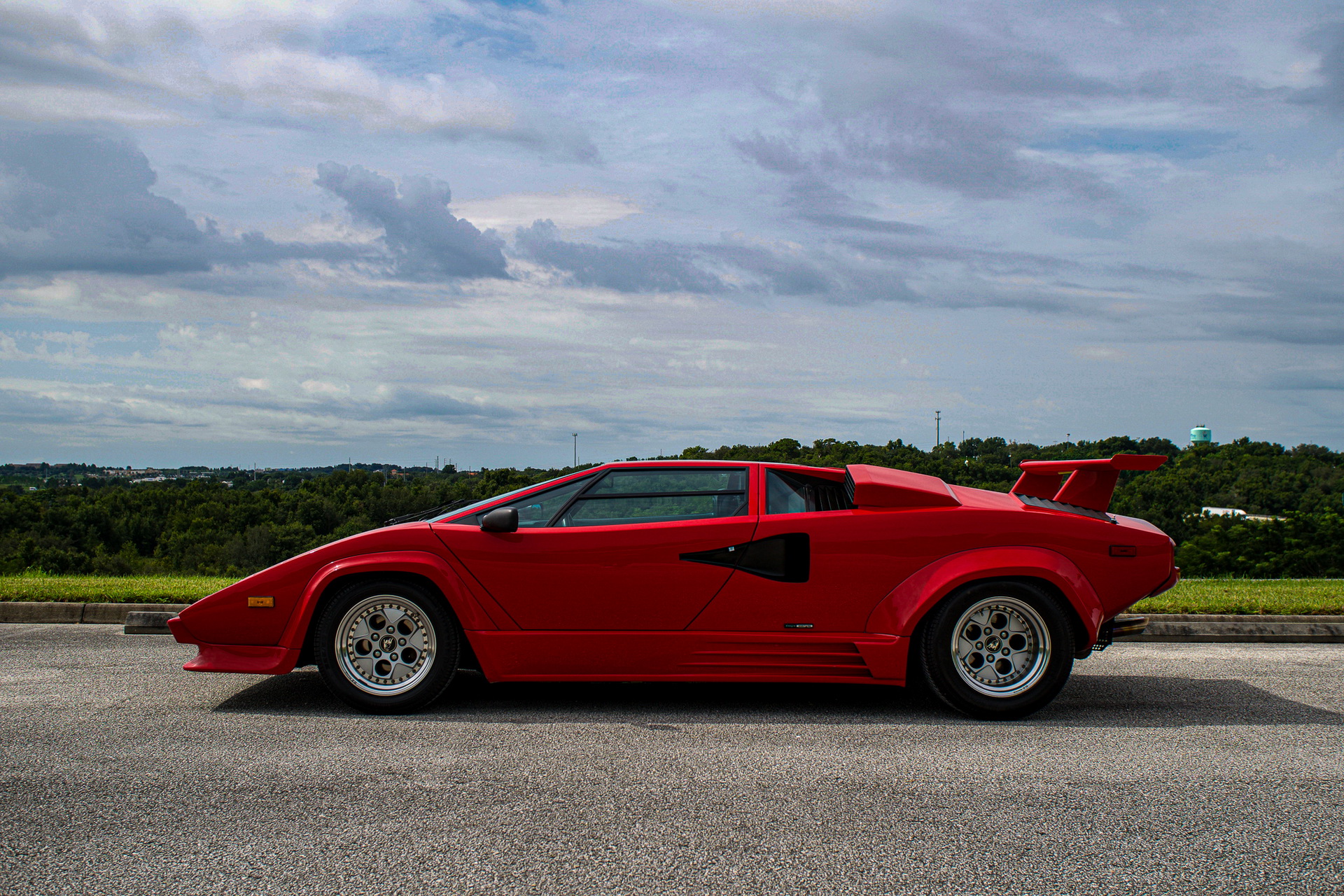 1988 Lamborghini Countach 5000 QV Can Go From 1980s Poster Idol To Your Garage