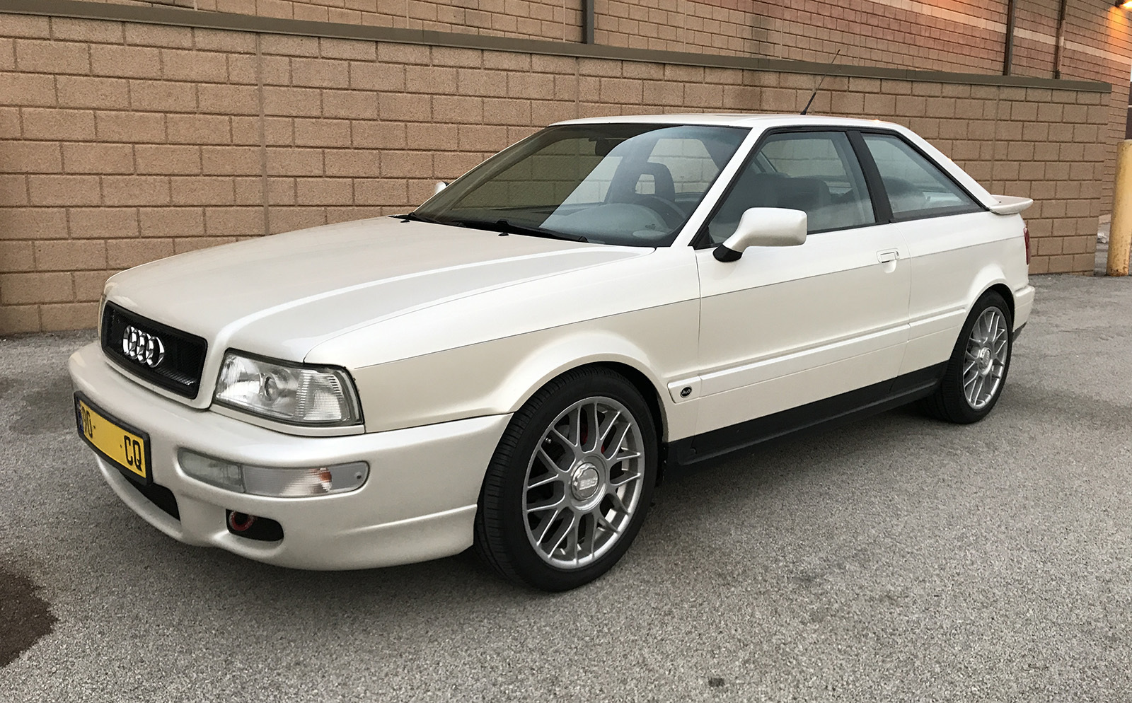 Modded 1990 Audi Coupe Quattro Takes On RS2 Tribute Moniker