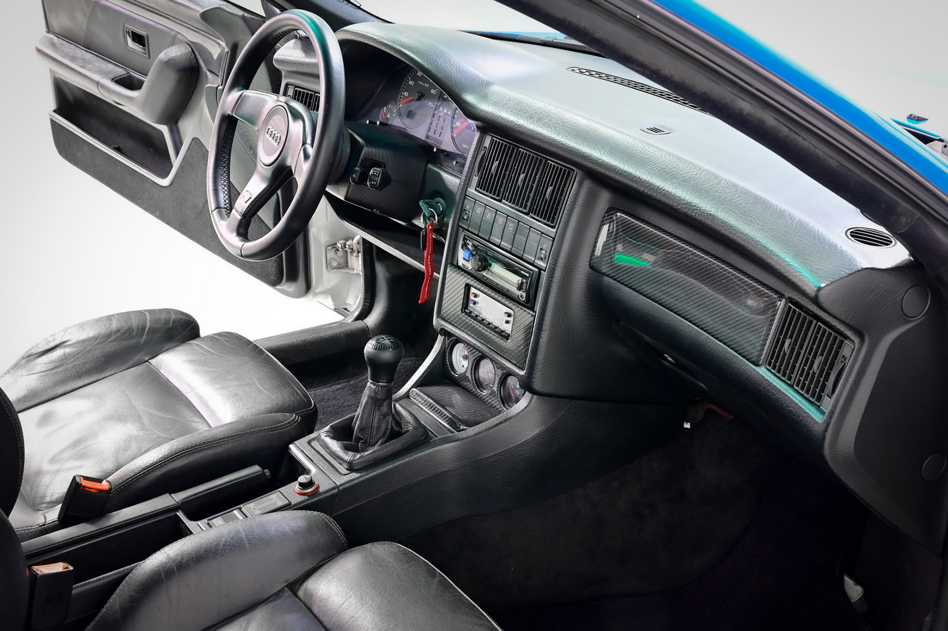 Modded 1990 Audi Coupe Quattro Takes On RS2 Tribute Moniker