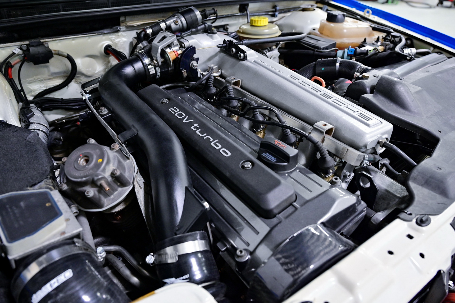 Modded 1990 Audi Coupe Quattro Takes On RS2 Tribute Moniker