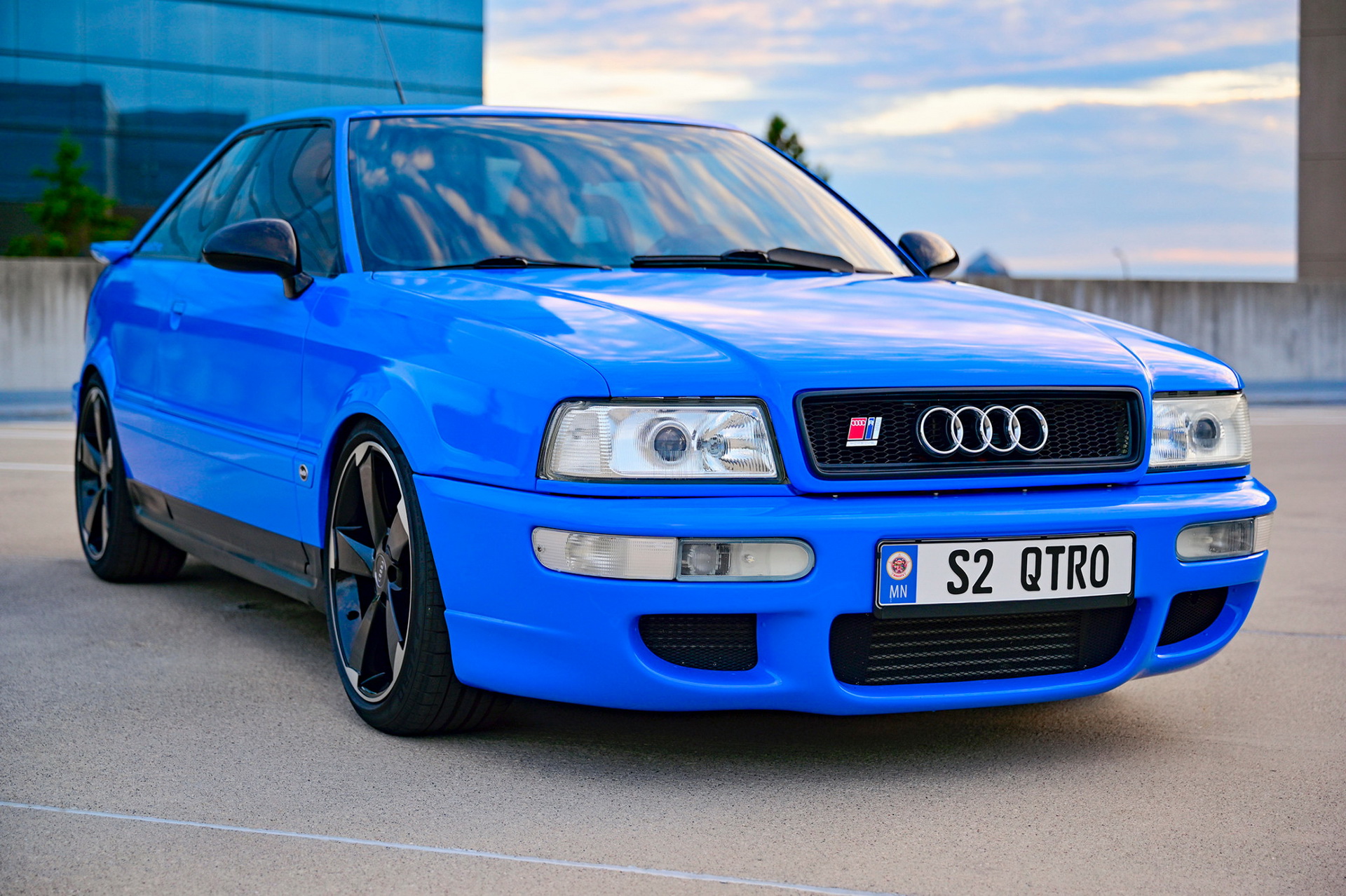 Modded 1990 Audi Coupe Quattro Takes On RS2 Tribute Moniker