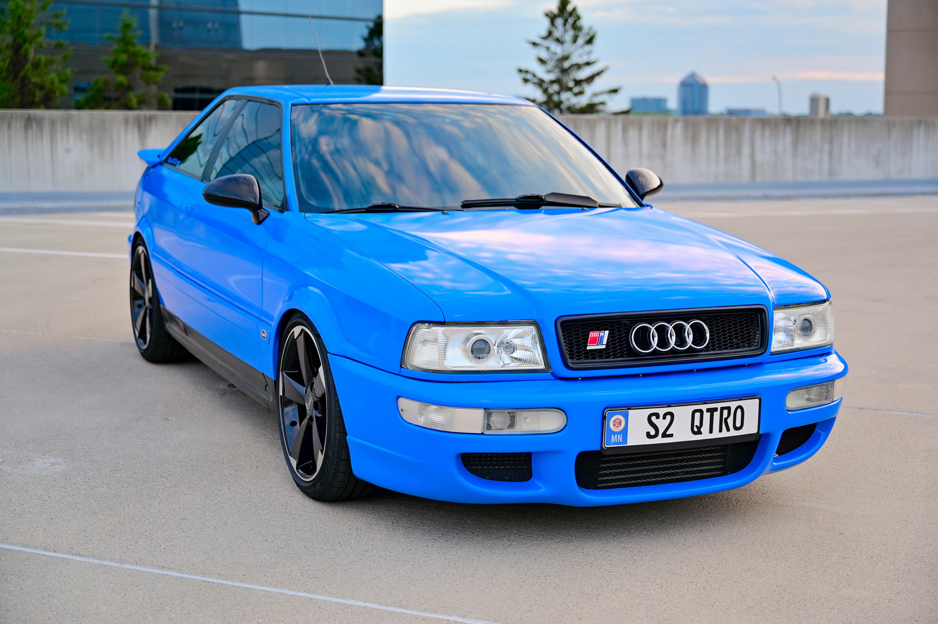 Modded 1990 Audi Coupe Quattro Takes On RS2 Tribute Moniker