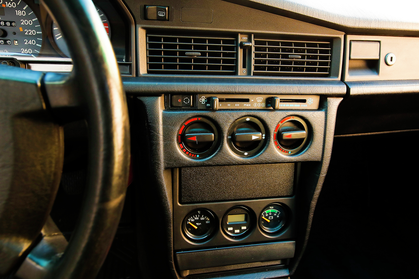 A 1990 Mercedes 190E 2.5-16 Evo II Could Be Your Family Friendlier Alternative To An E30 M3