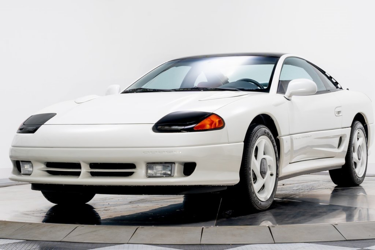 1,000-Mile 1991 Dodge Stealth R/T Twin-Turbo Has Sweet Looks, Sour Price
