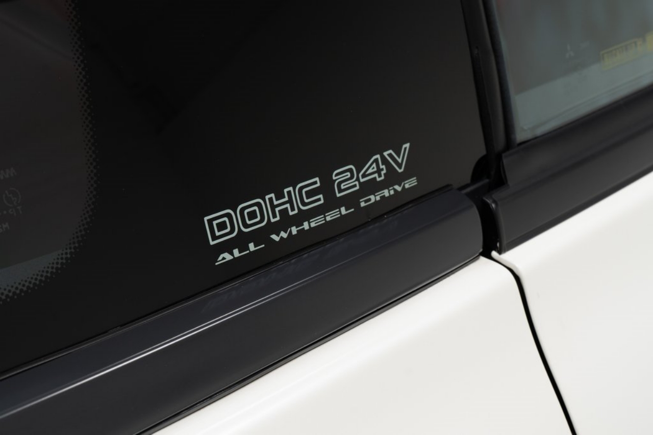 1,000-Mile 1991 Dodge Stealth R/T Twin-Turbo Has Sweet Looks, Sour Price