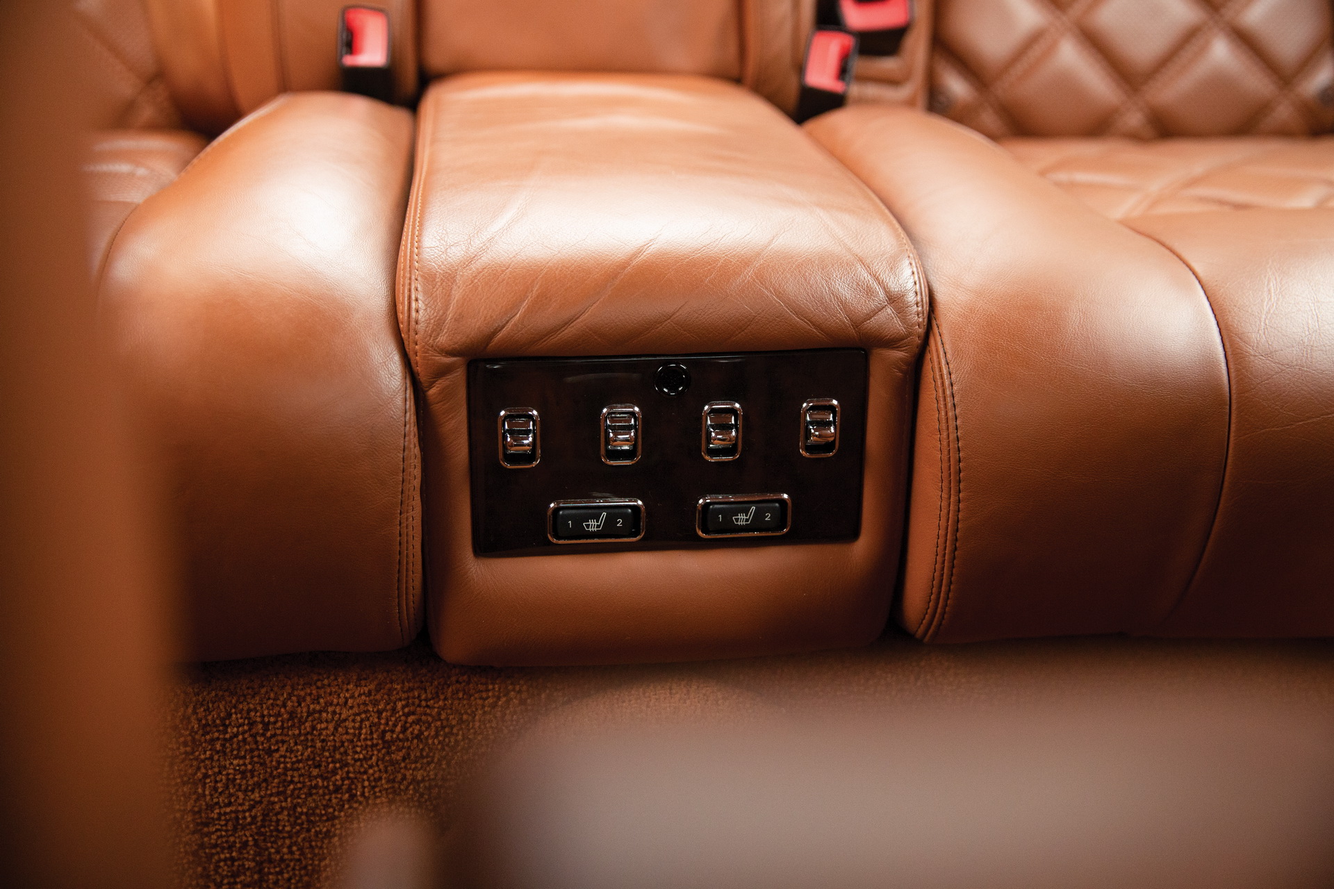 2007 Bentley Arnage Wants To Treat You Like A Royalty For New Audi A6 Money