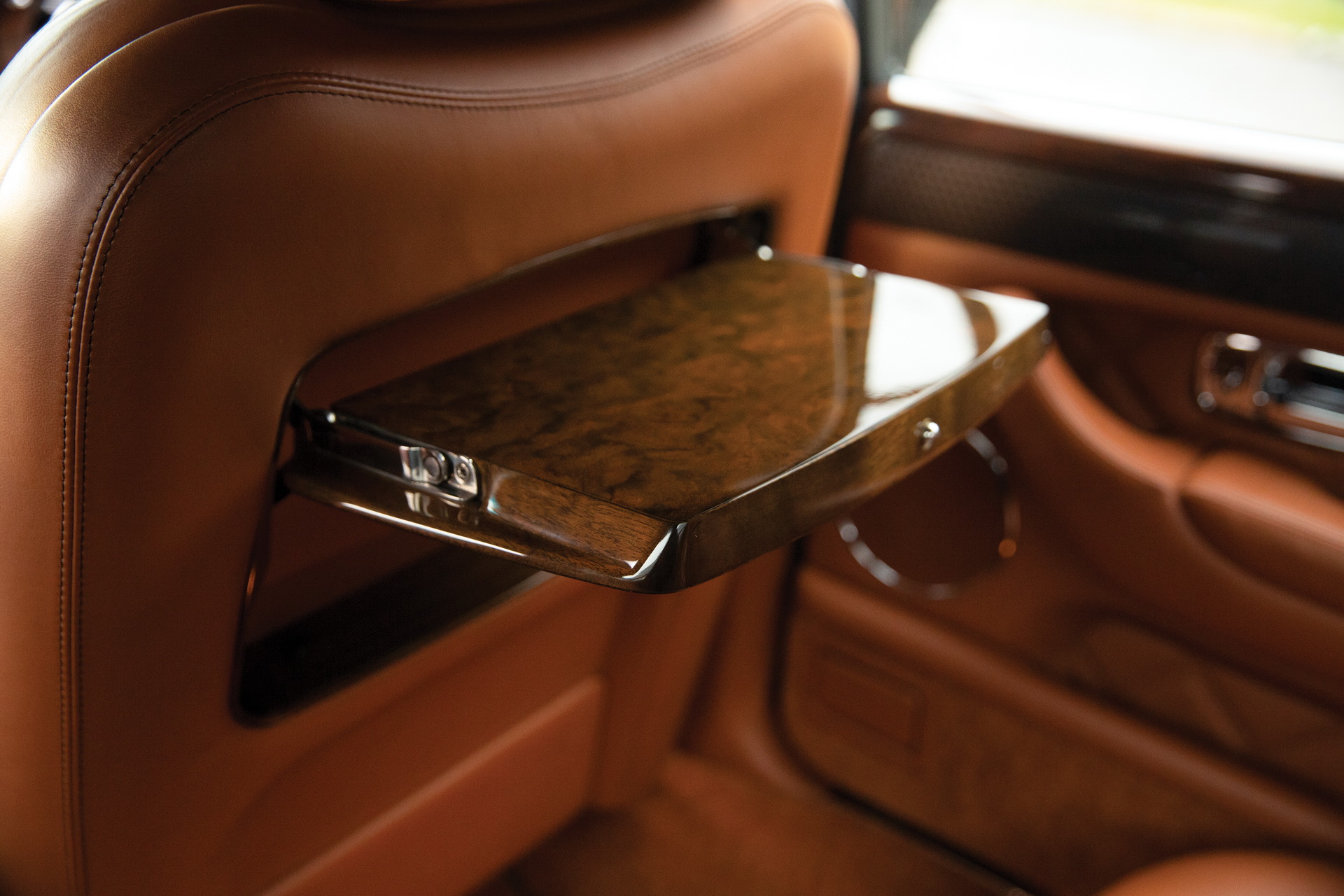 2007 Bentley Arnage Wants To Treat You Like A Royalty For New Audi A6 Money