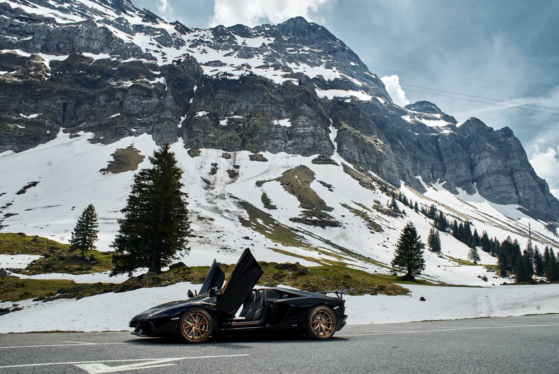 Lamborghini Aventador Roadster Shows Its Acting Skills In Tuner Film