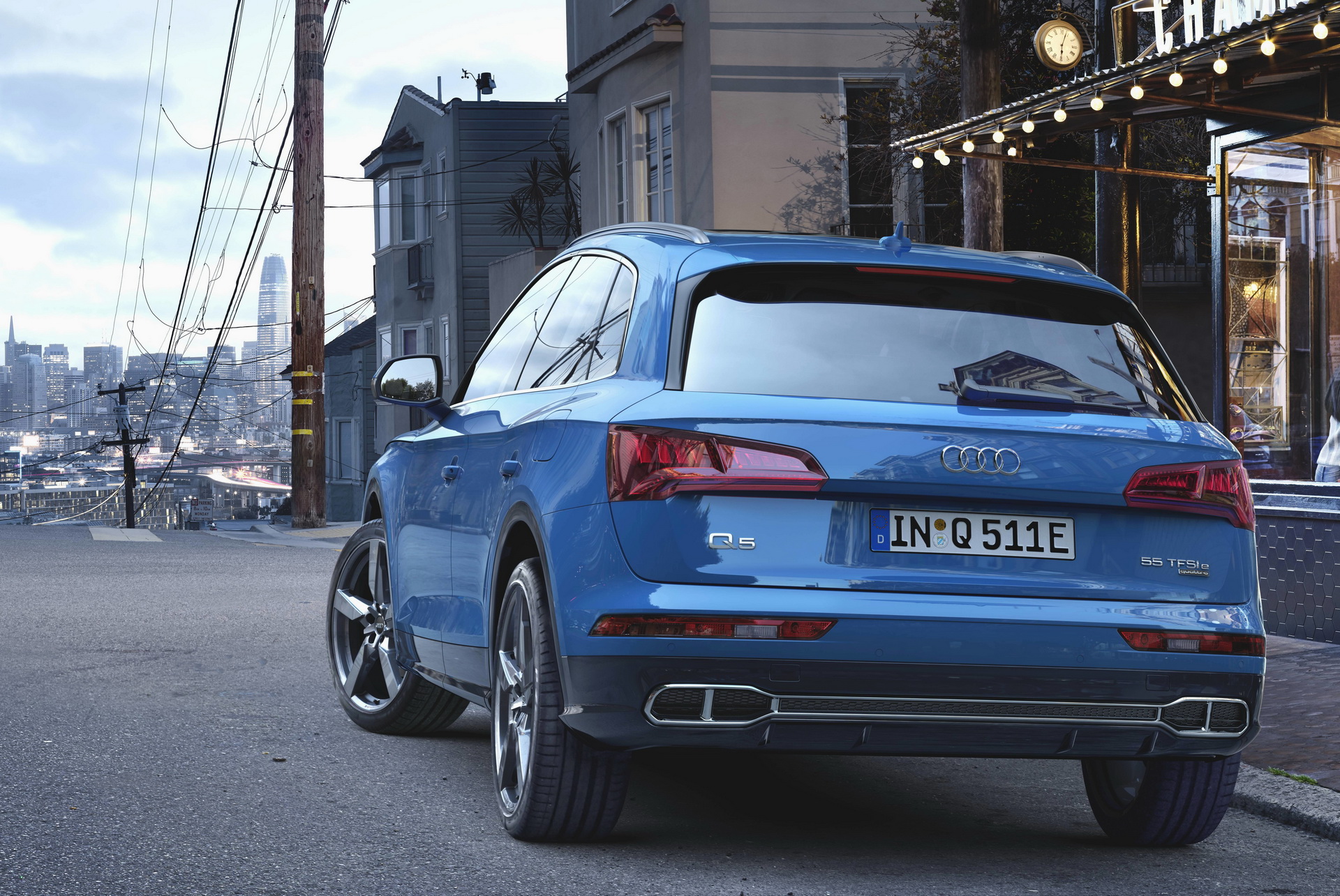 Plug-in Hybrid 2020 Audi Q5 TFSI e Costs The Same As An SQ5 (Unless You Get Tax Credits)