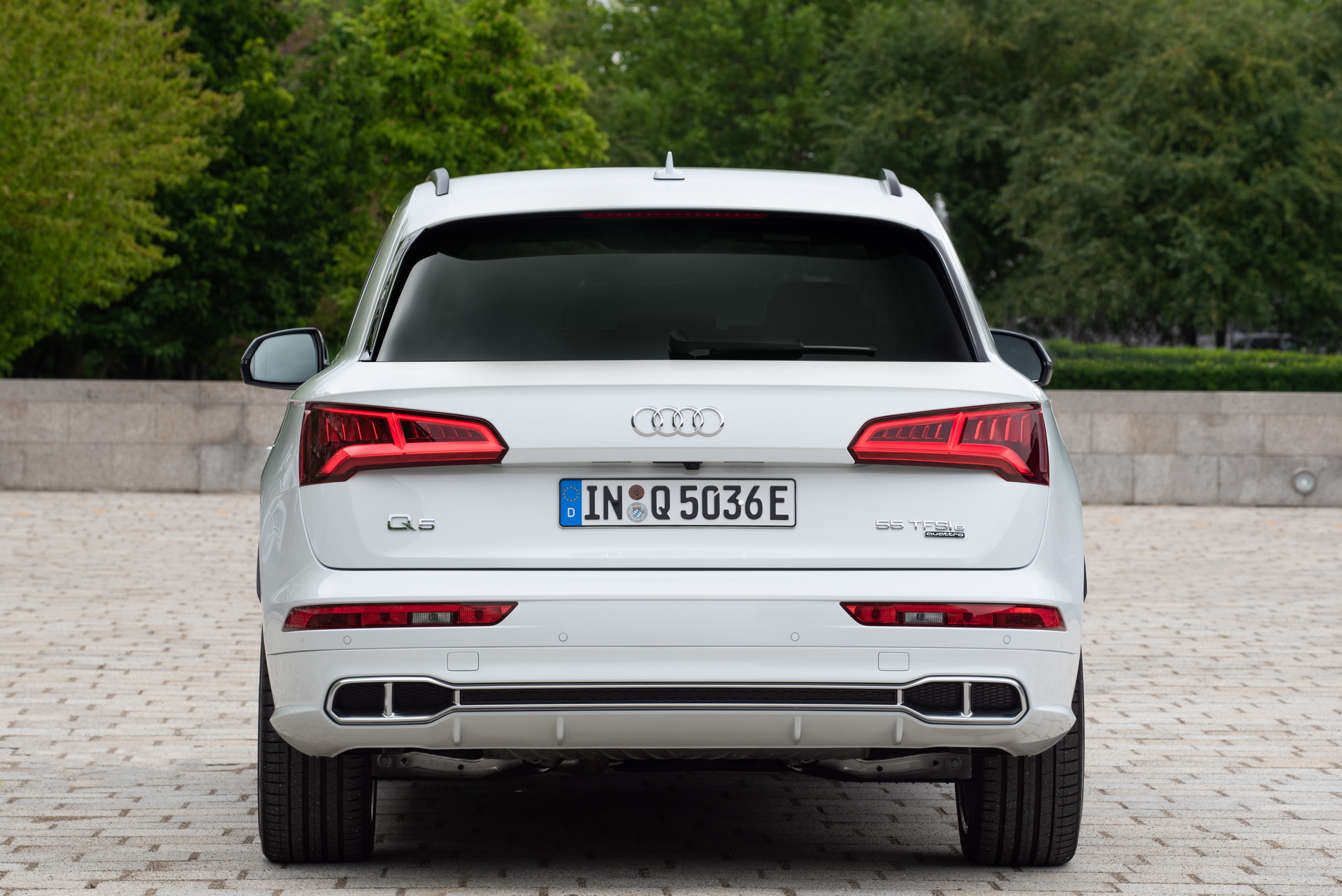 Plug-in Hybrid 2020 Audi Q5 TFSI e Costs The Same As An SQ5 (Unless You Get Tax Credits)