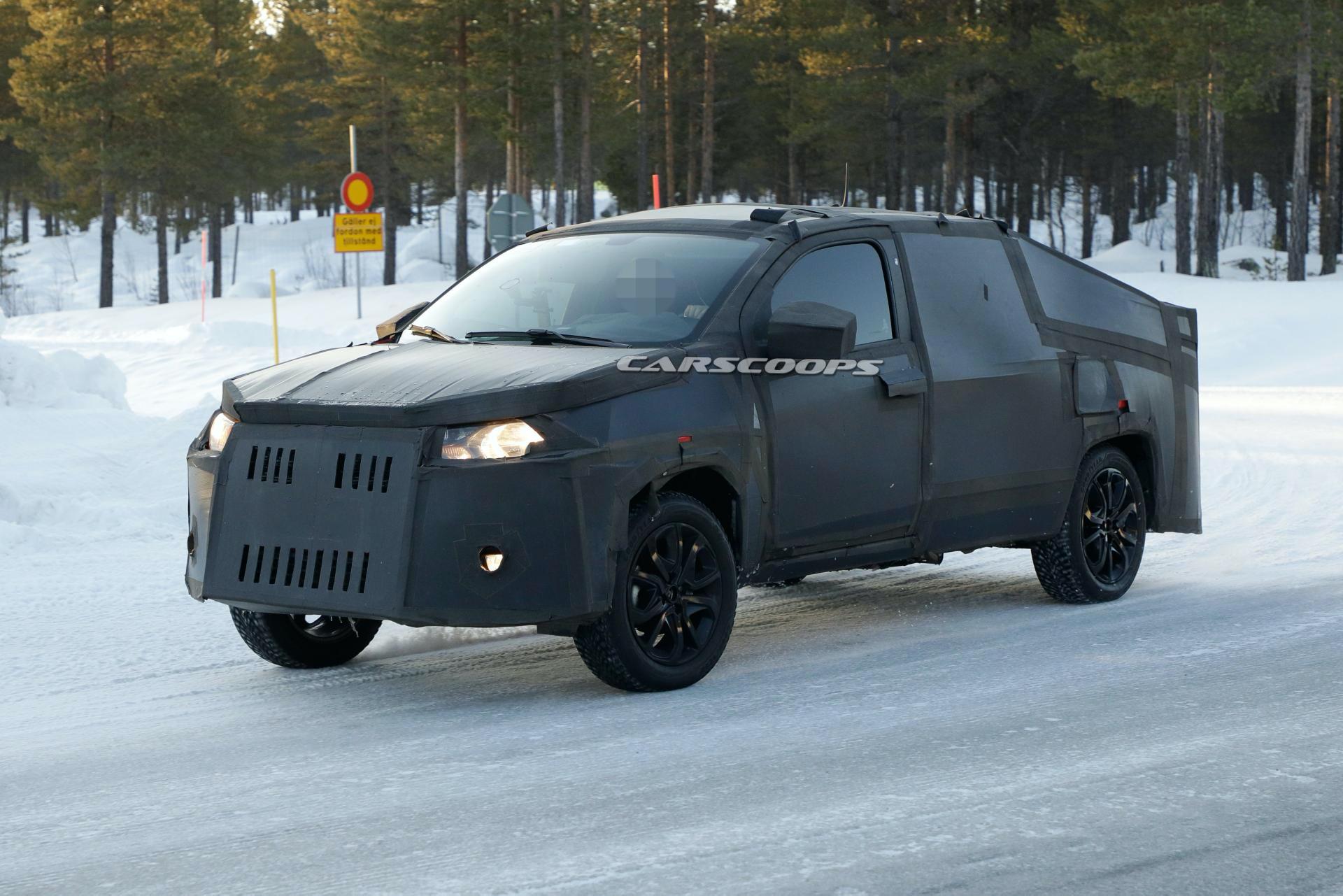 2020 Fiat Strada Pickup’s New Camo Pays Homage To Tesla Cybertruck
