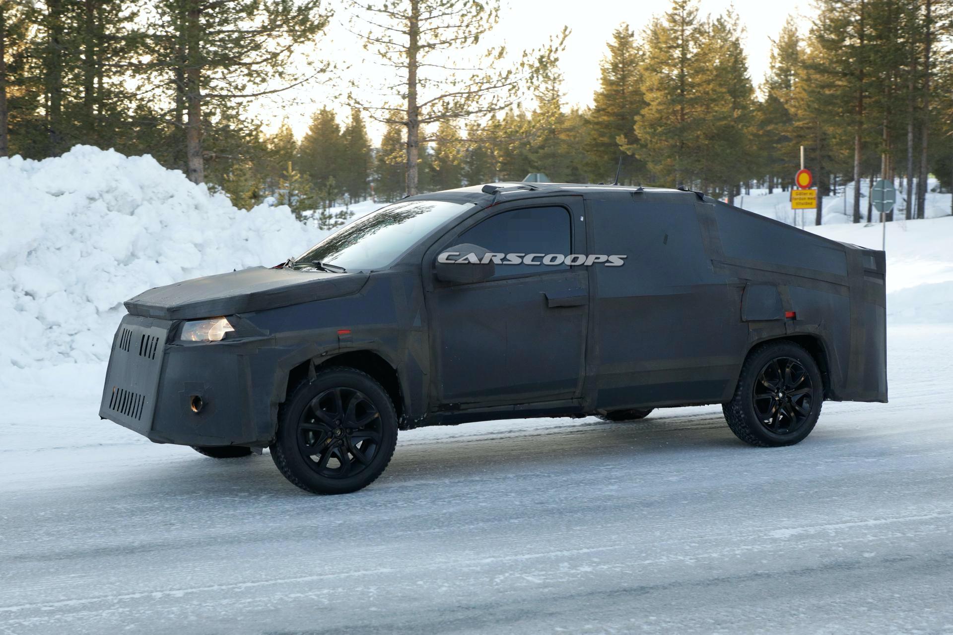 2020 Fiat Strada Pickup’s New Camo Pays Homage To Tesla Cybertruck