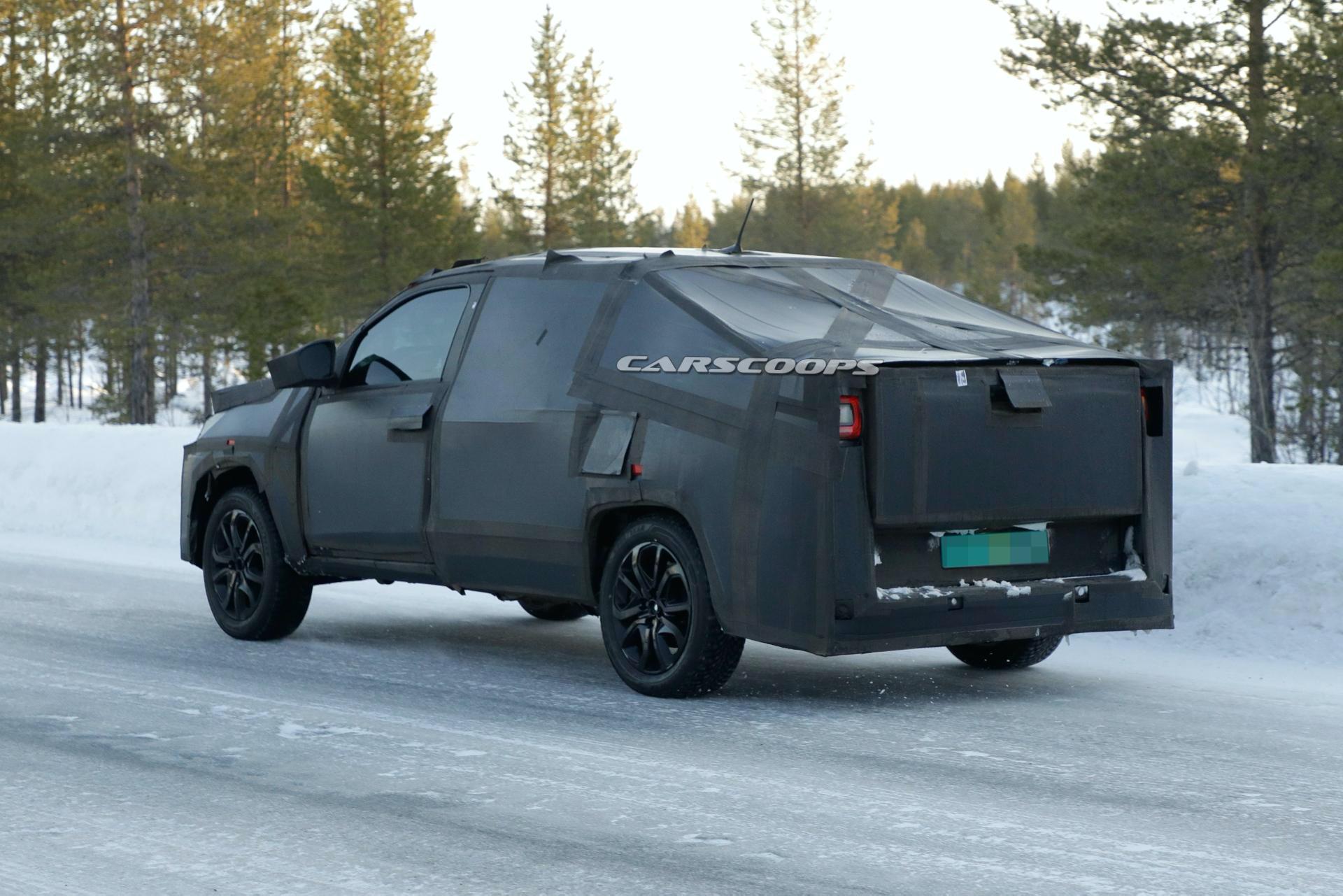 2020 Fiat Strada Pickup’s New Camo Pays Homage To Tesla Cybertruck