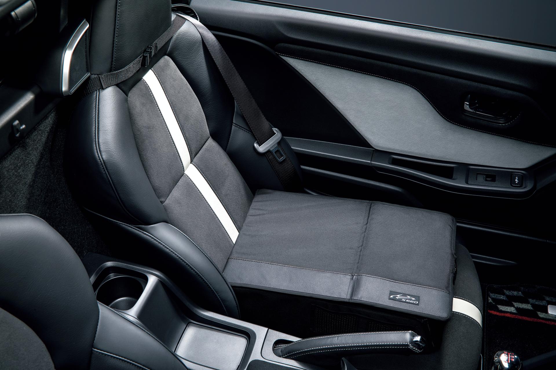 Honda Access Gives S660 An Active Rear Spoiler, Other Cool Accessories