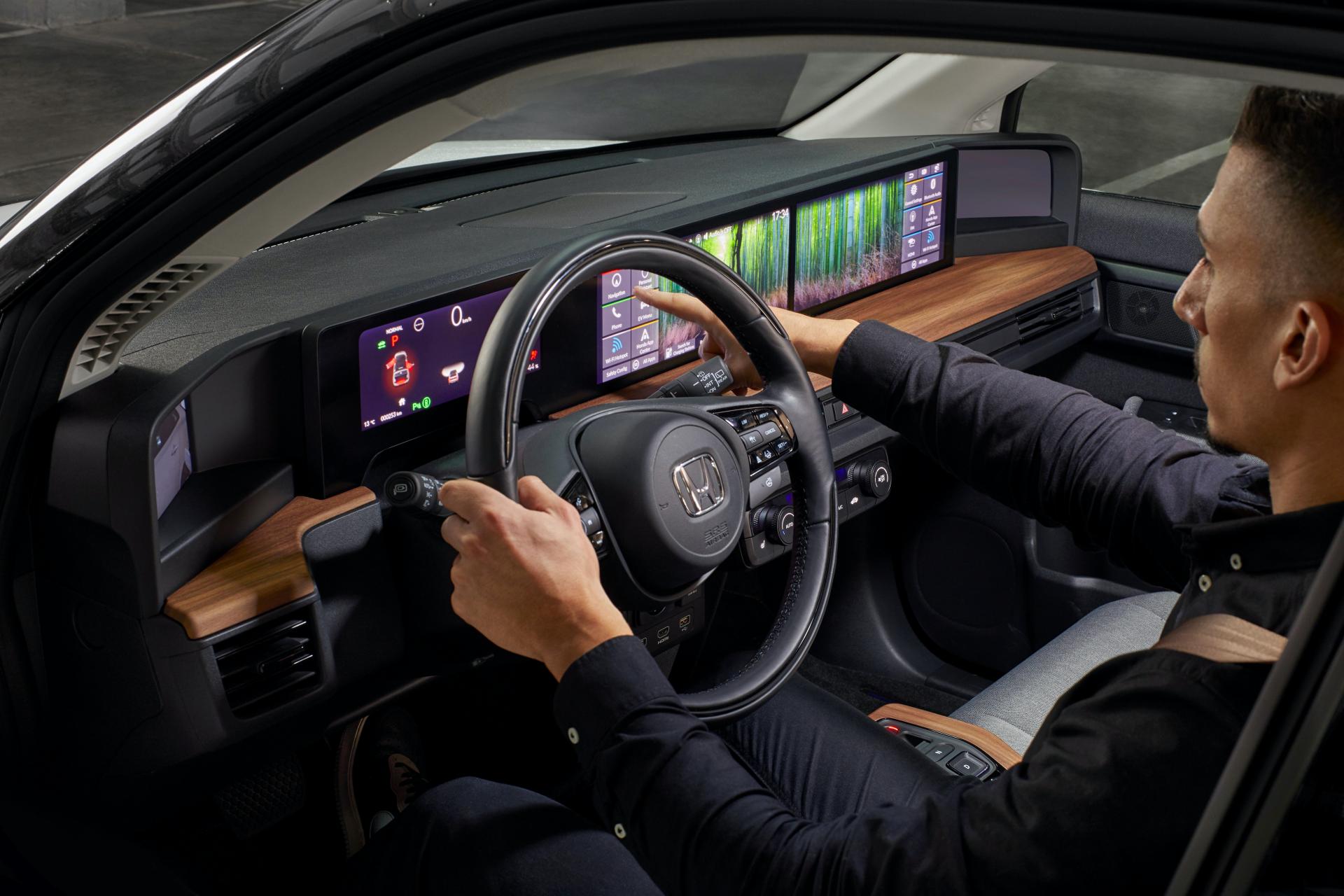 2020 Honda e Stars In Fresh Photo Gallery And Videos, Reveals Full Specs