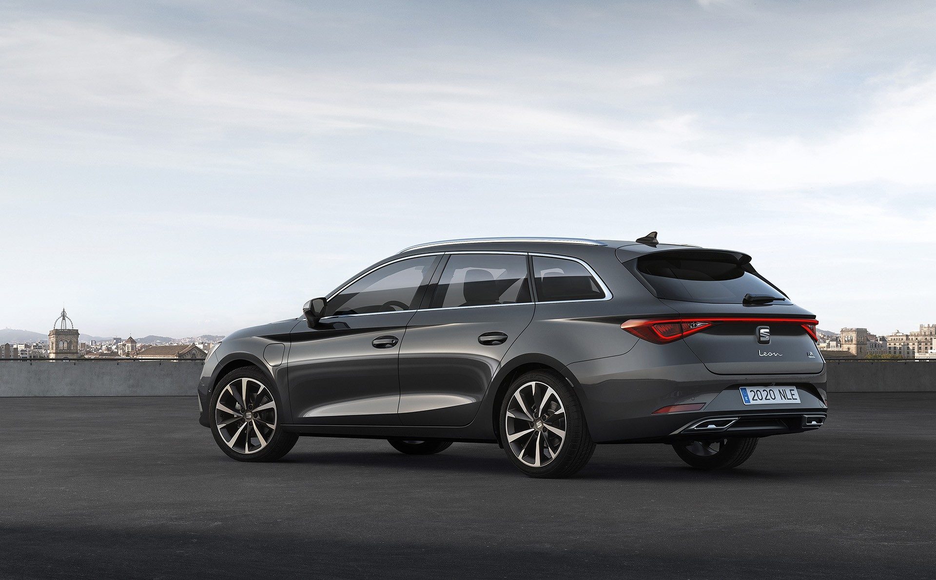 [Imagen: 2020-Seat-Leon-Hatch-Estate-16.jpg]