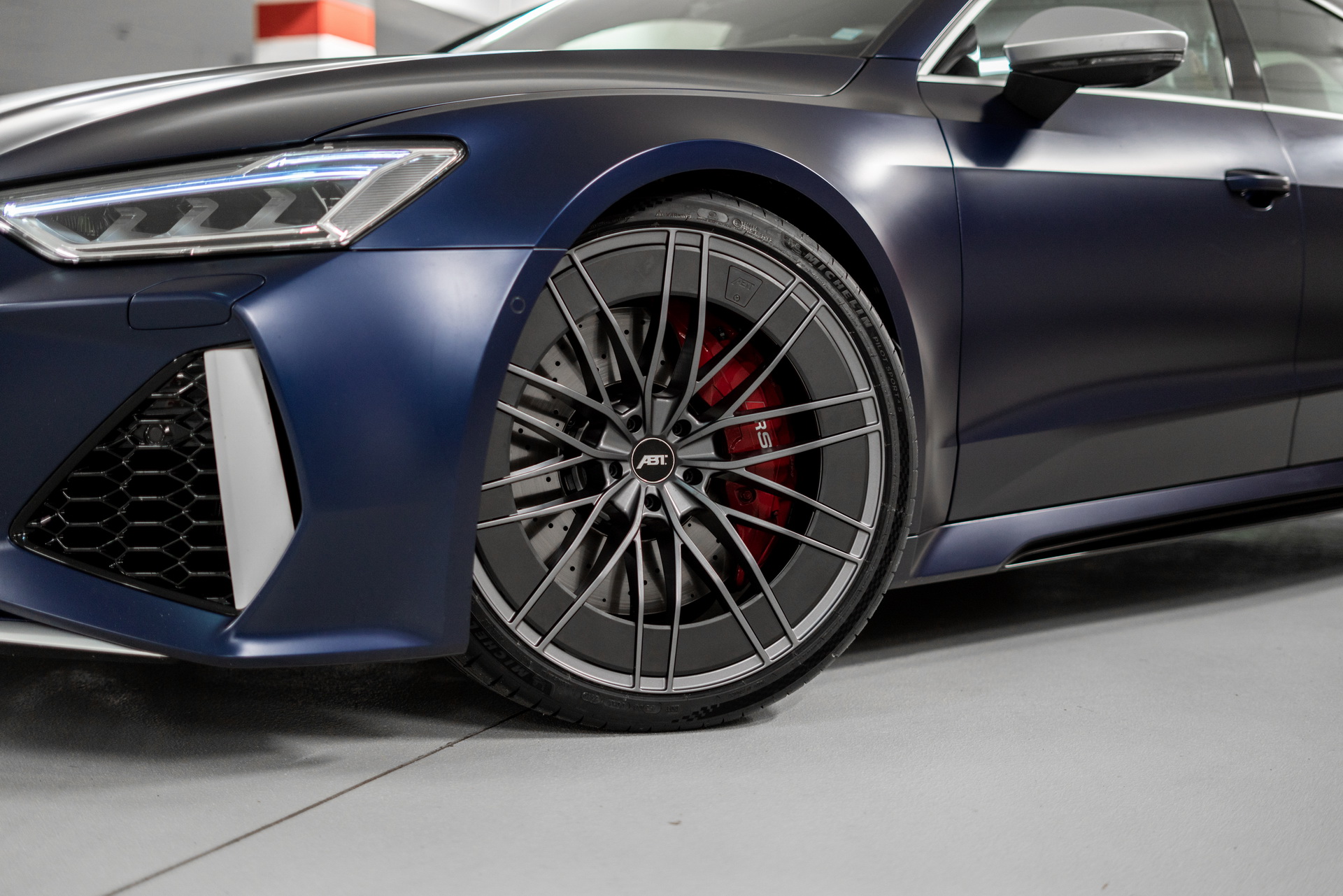 ABT’s 700 PS Audi RS Q8 Takes Stand Against The Lamborghini Urus