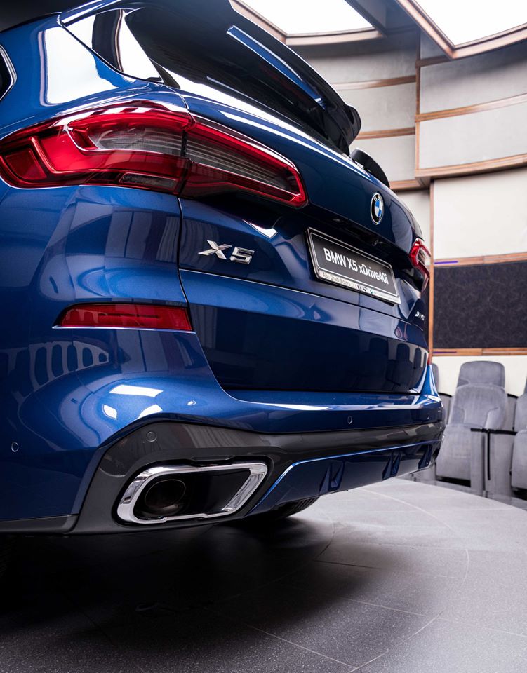 Phytonic Blue BMW X5 xDrive40i M Sport Shows Off AC Schnitzer Bits