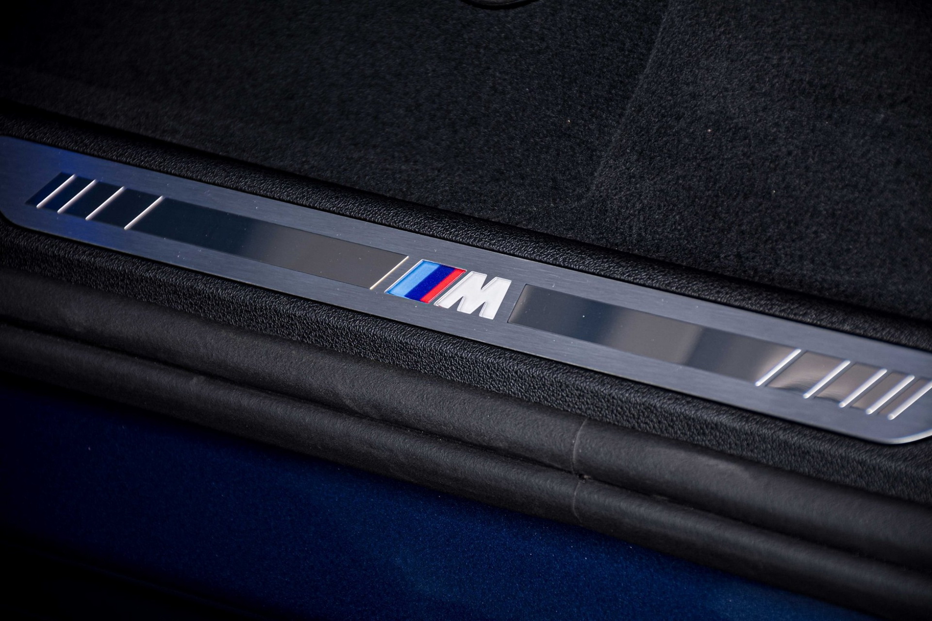 Phytonic Blue BMW X5 xDrive40i M Sport Shows Off AC Schnitzer Bits