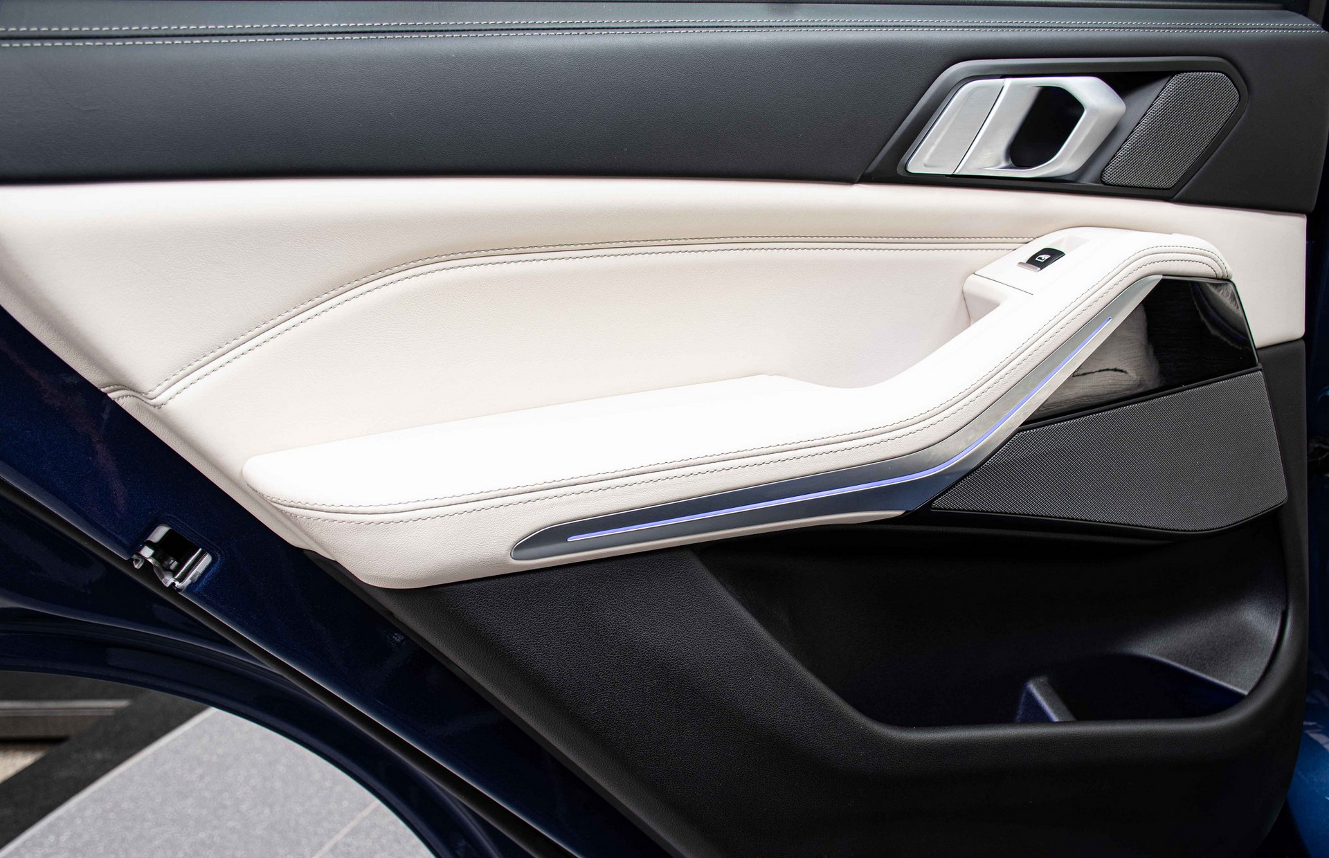 Phytonic Blue BMW X5 xDrive40i M Sport Shows Off AC Schnitzer Bits