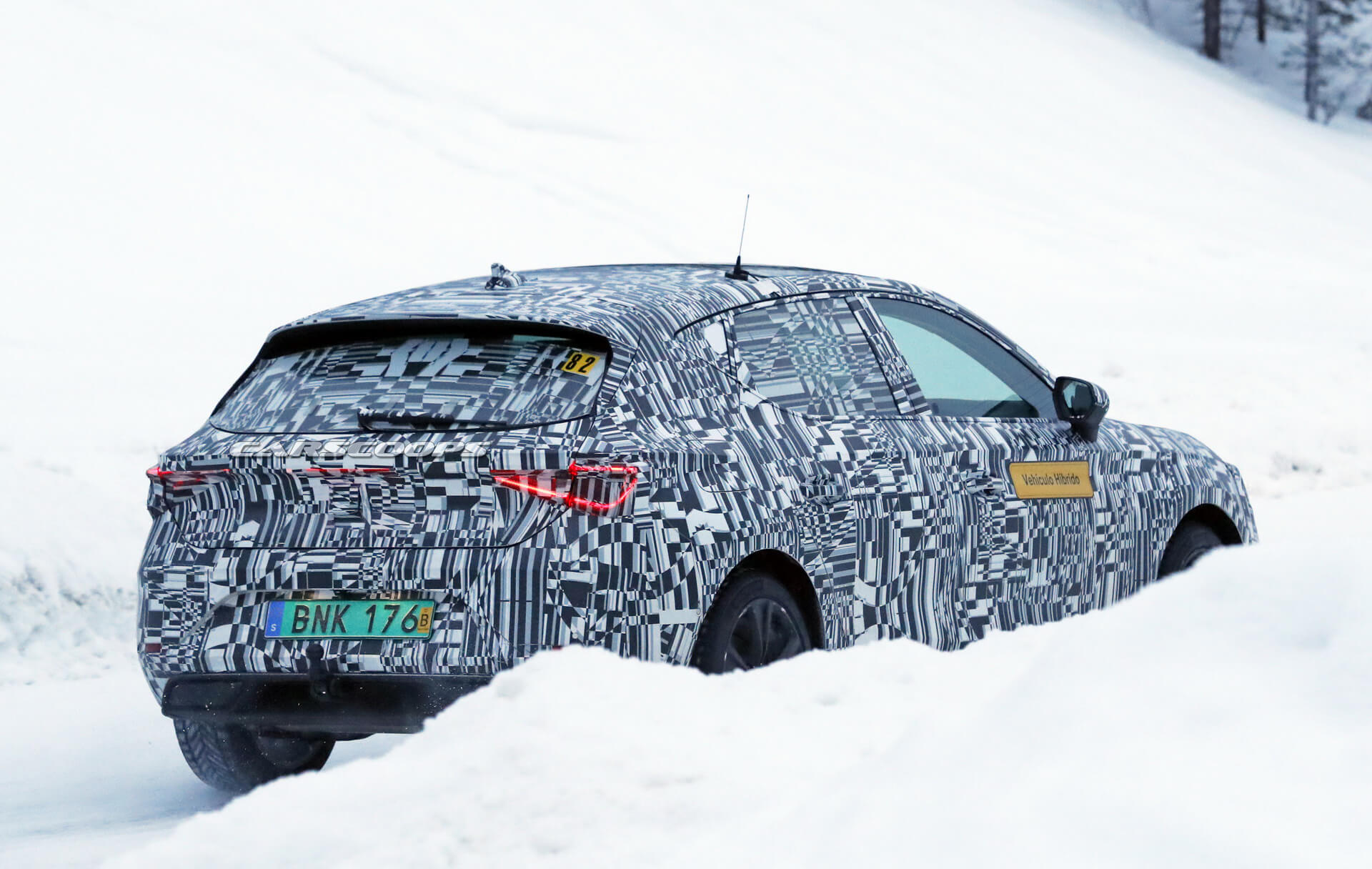 New Seat Leon Spied In Plug-in Hybrid Guise, Could Get 201 HP
