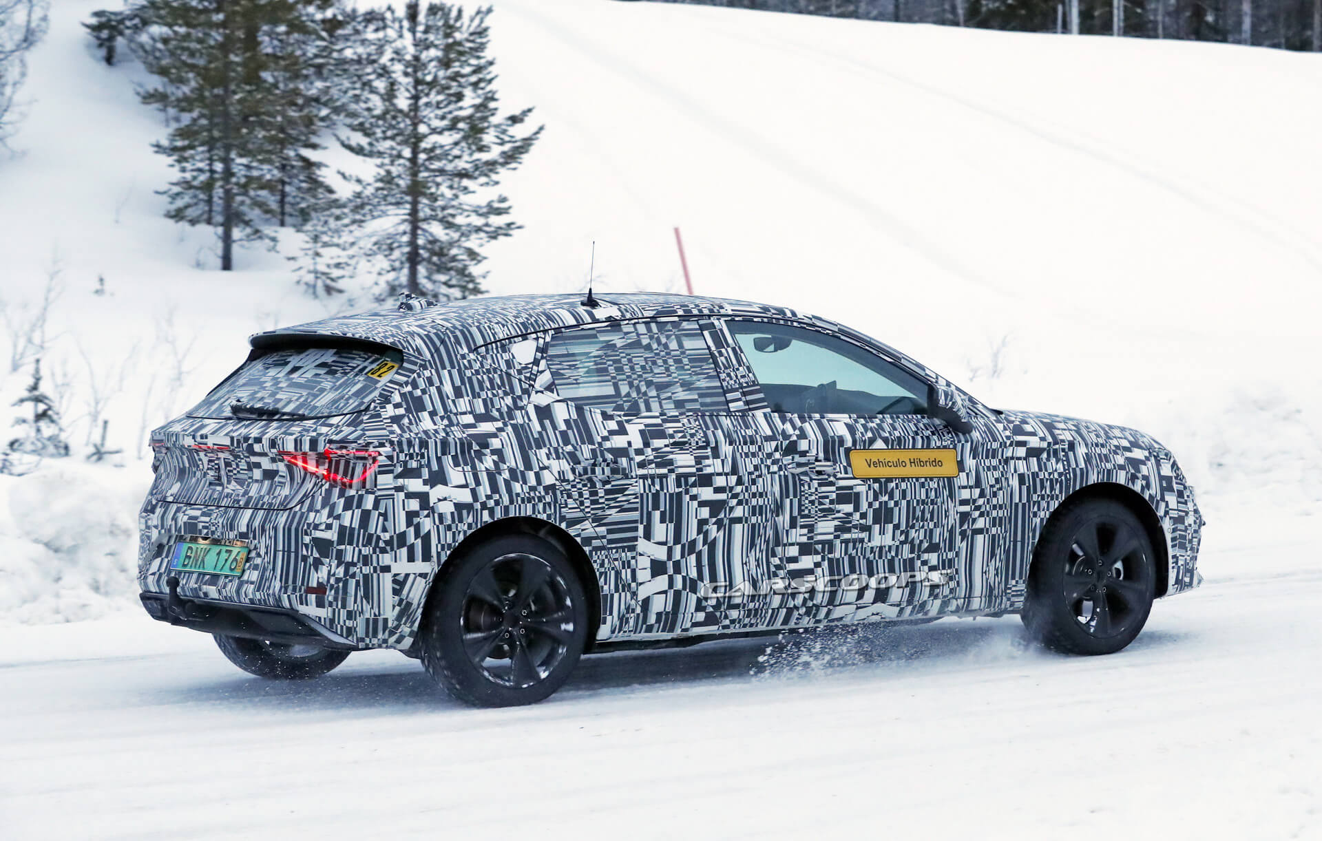 New Seat Leon Spied In Plug-in Hybrid Guise, Could Get 201 HP