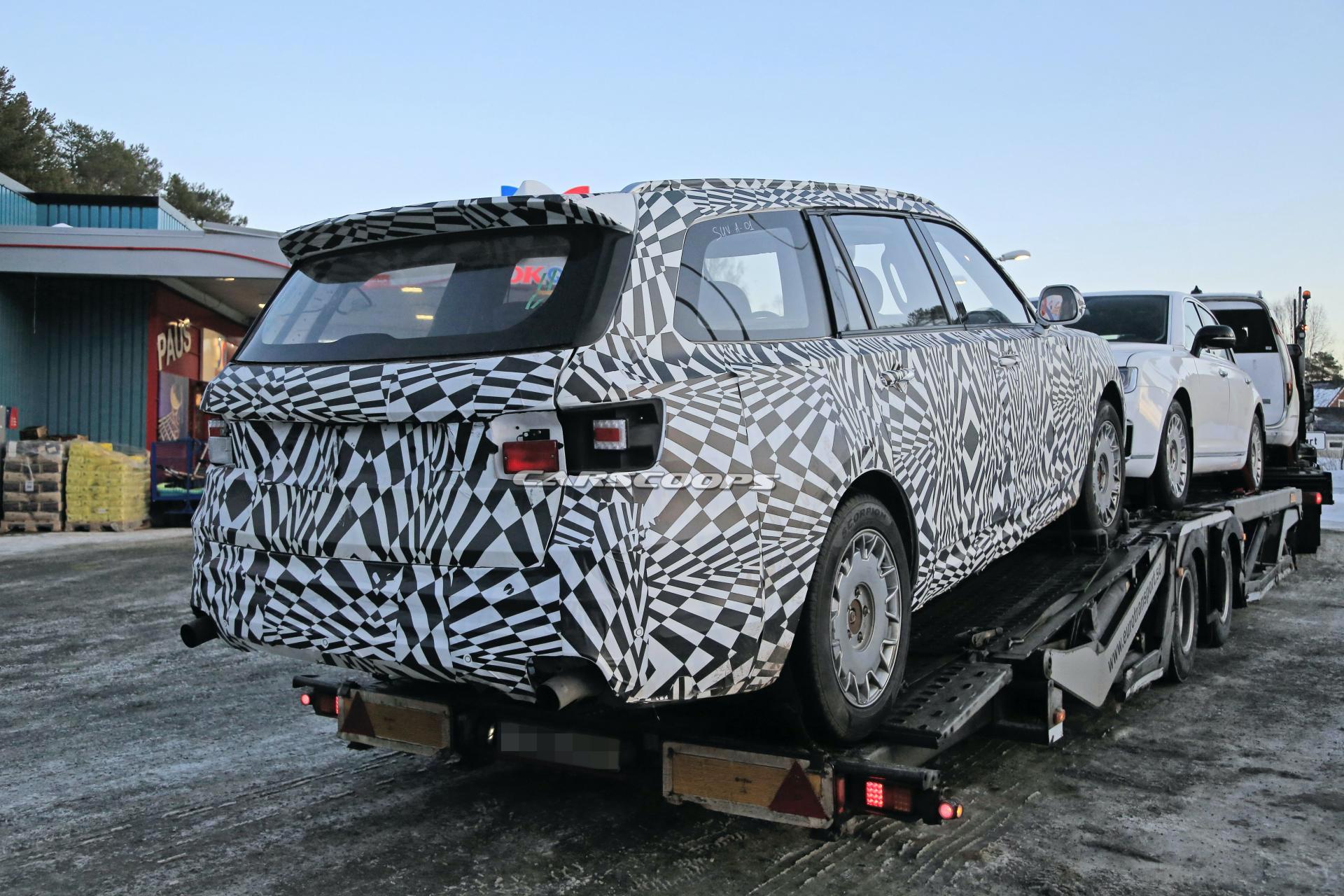 2022 Aurus Komendant, Russia’s Rolls-Royce Cullinan SUV Wannabe, Makes Dynamic Debut