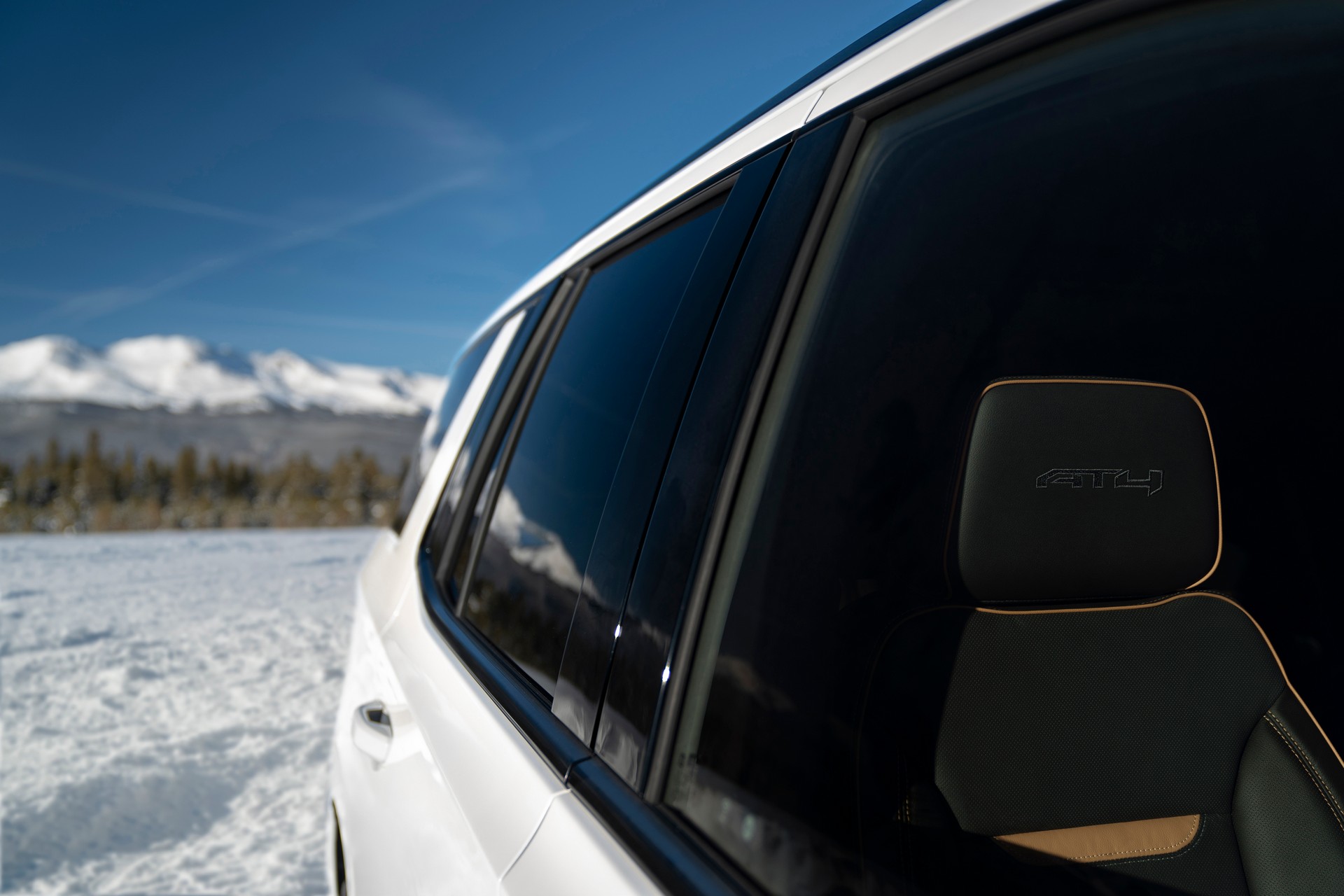 2021 GMC Yukon Is All-New From The Ground Up, Gains Rugged AT4 Variant