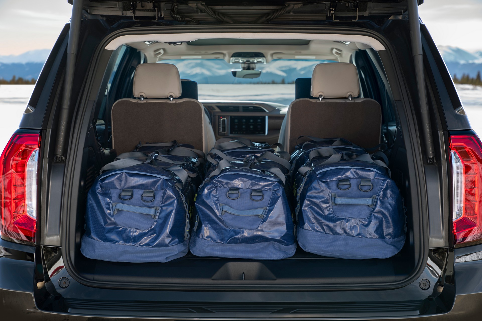 2021 GMC Yukon Is All-New From The Ground Up, Gains Rugged AT4 Variant