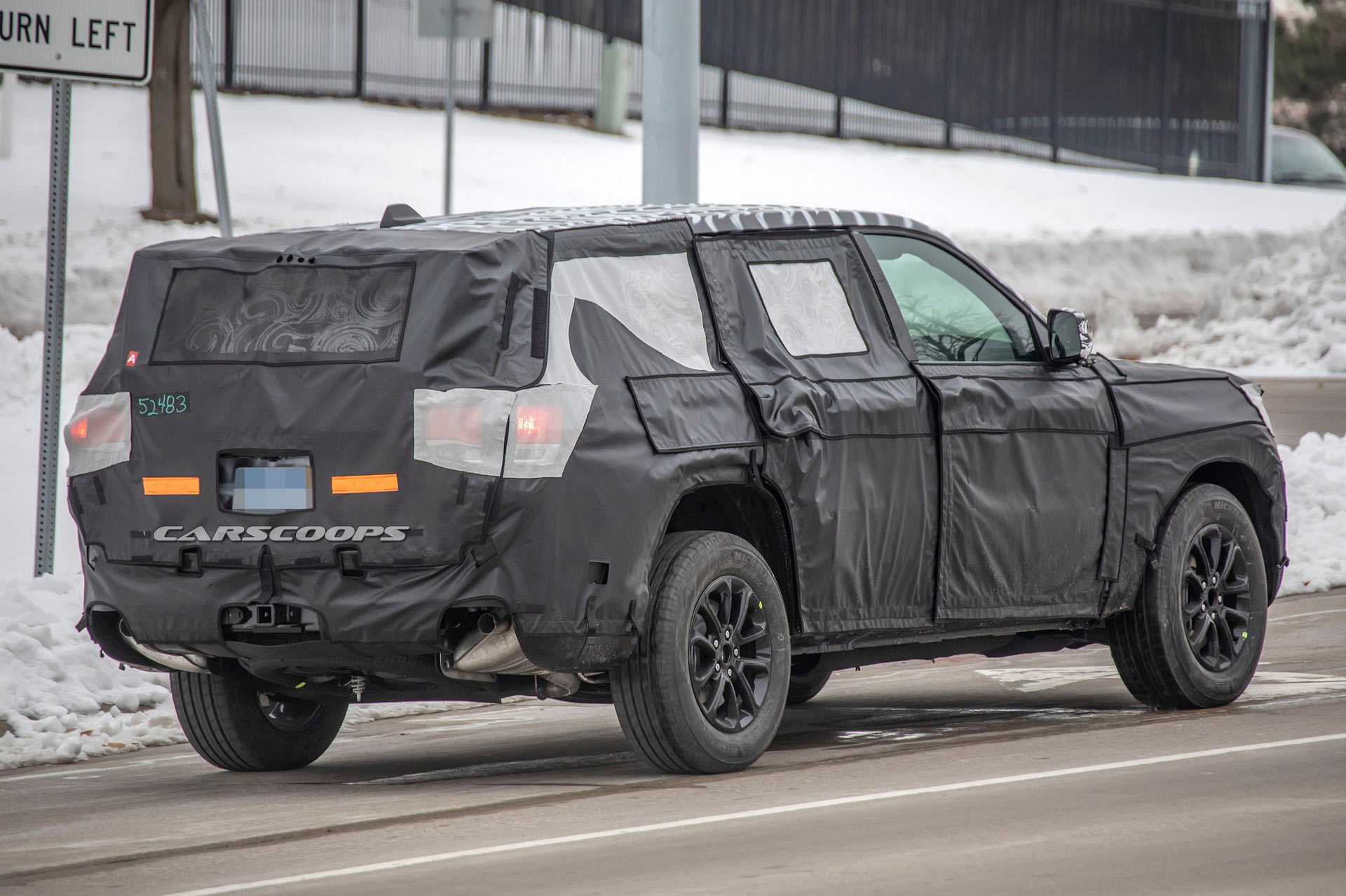 Jeep’s New Three-Row Crossover Looks Like A Grand Cherokee XL