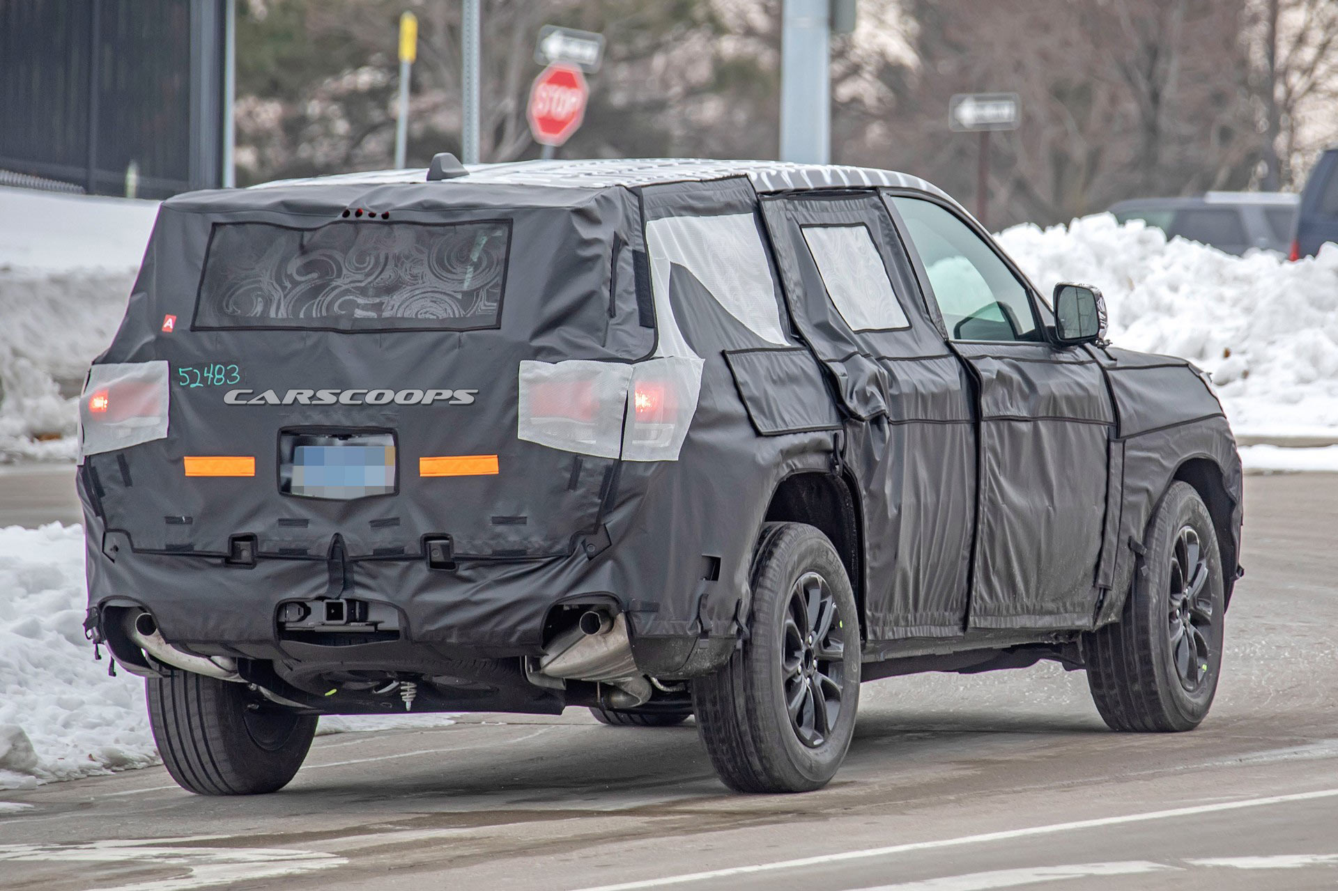 Jeep’s New Three-Row Crossover Looks Like A Grand Cherokee XL