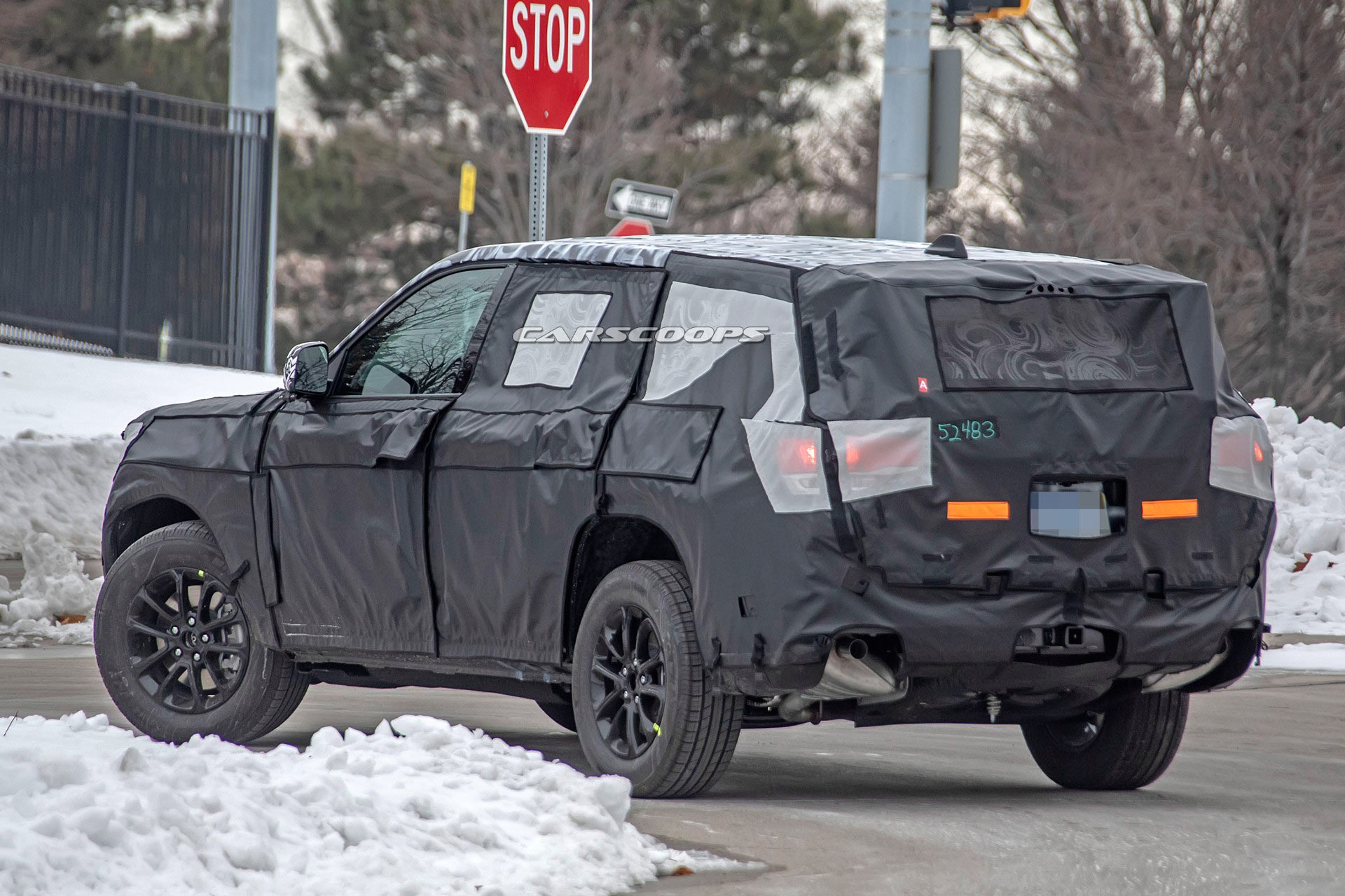 Jeep’s New Three-Row Crossover Looks Like A Grand Cherokee XL